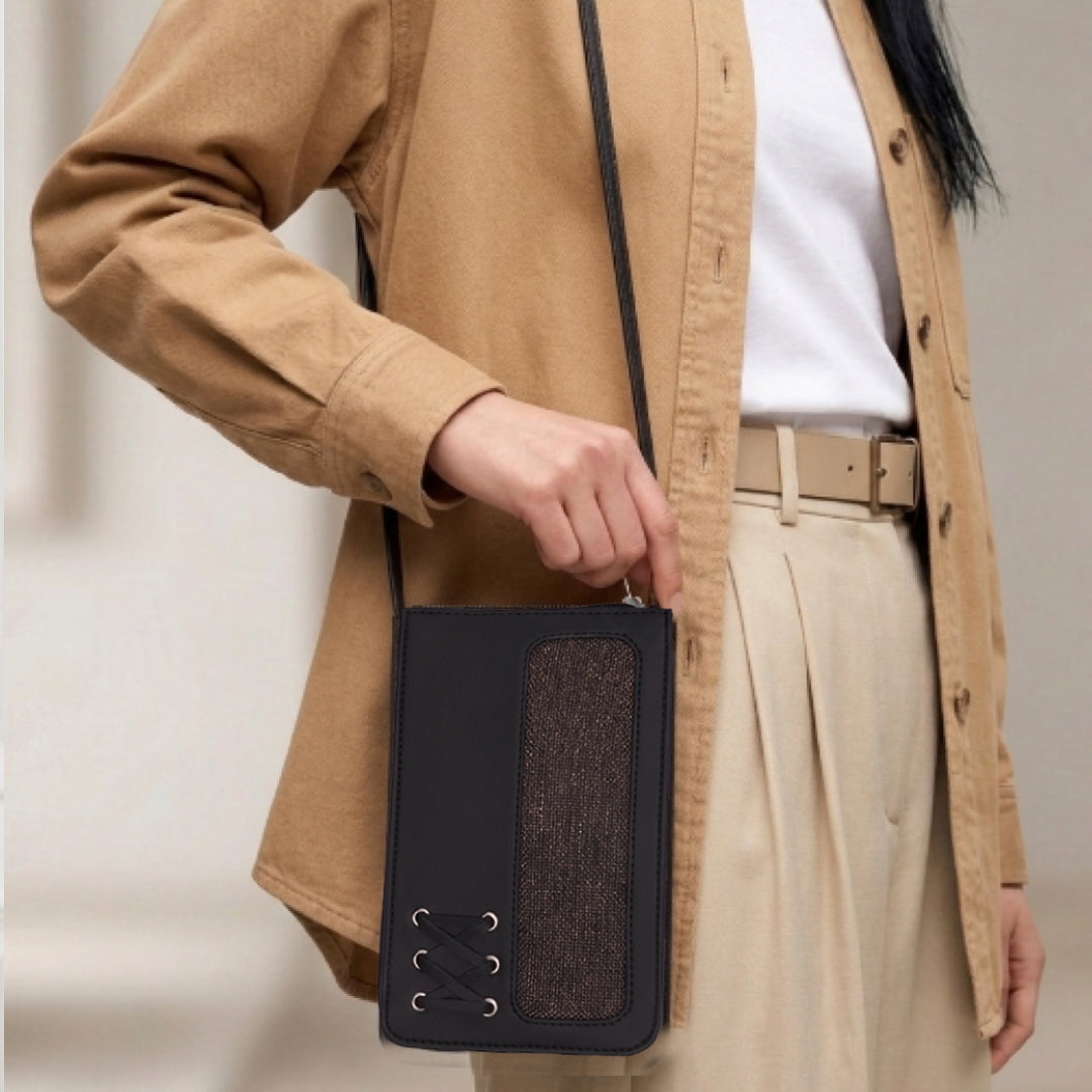 Aarini Phone Sling Bristel