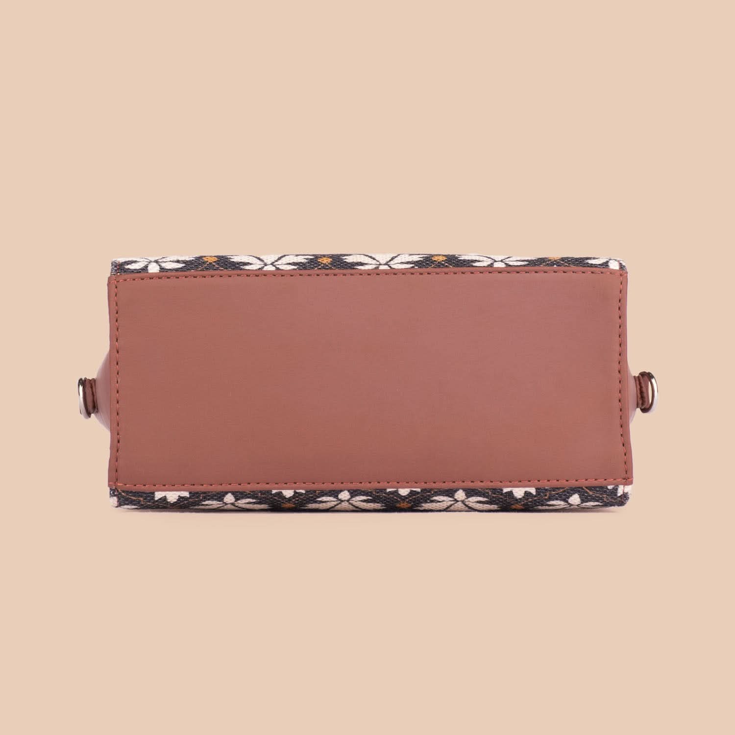 Bidri Kaiser Statement Sling Bag