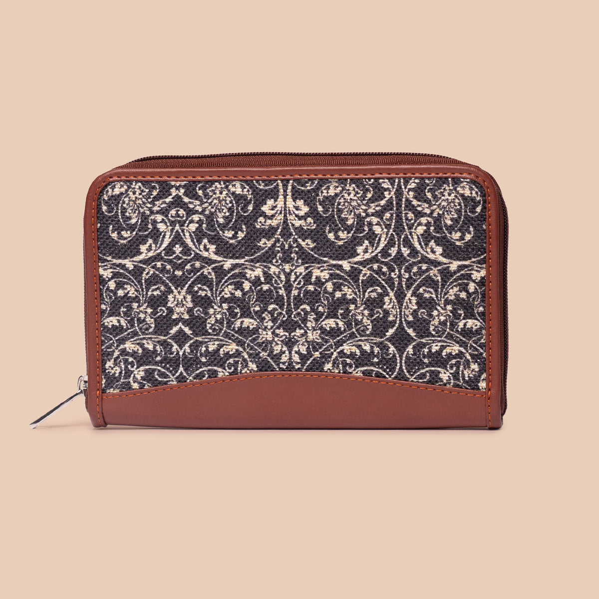 Lattice Lace Chain Wallet