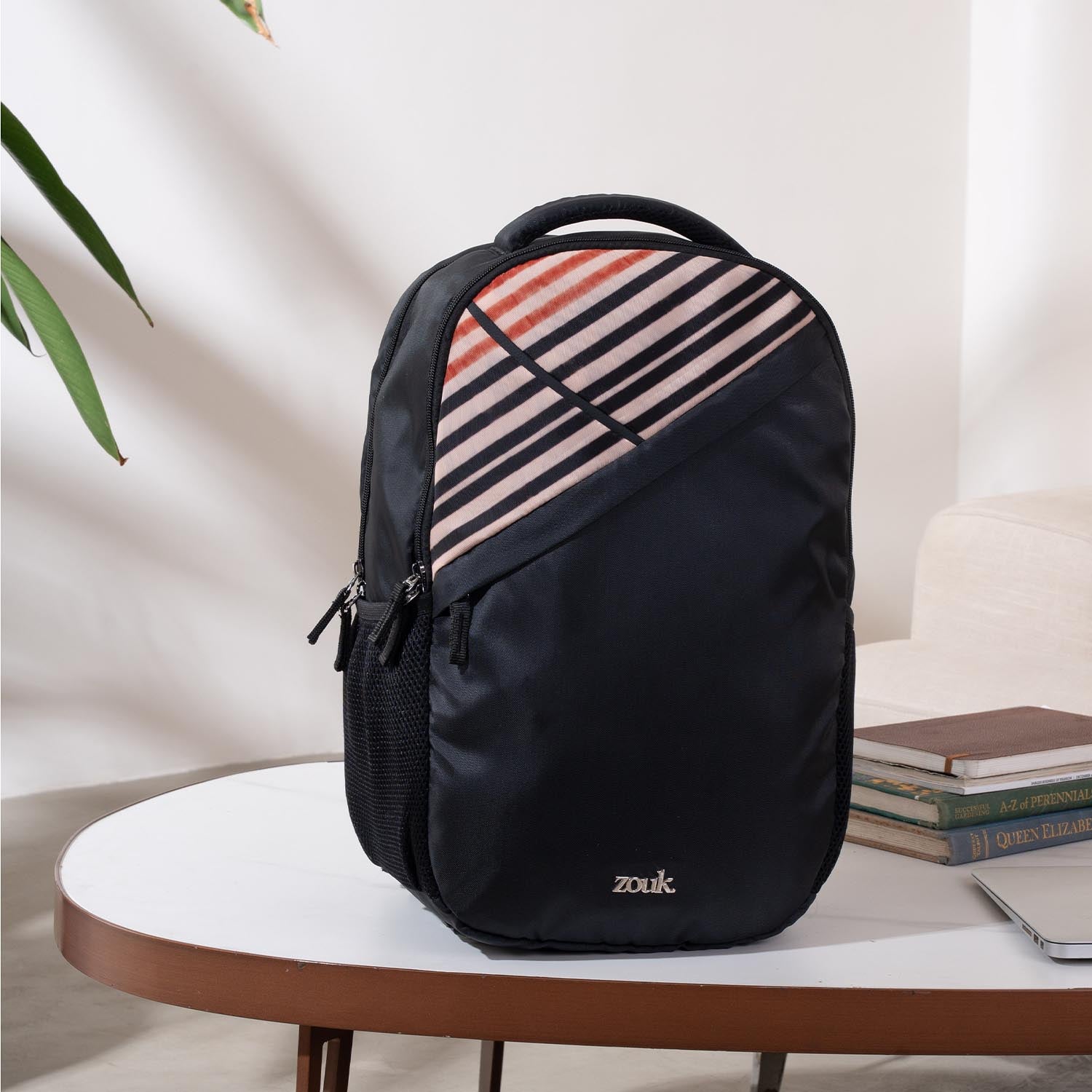 Taaran Backpack - Qutub Stripes