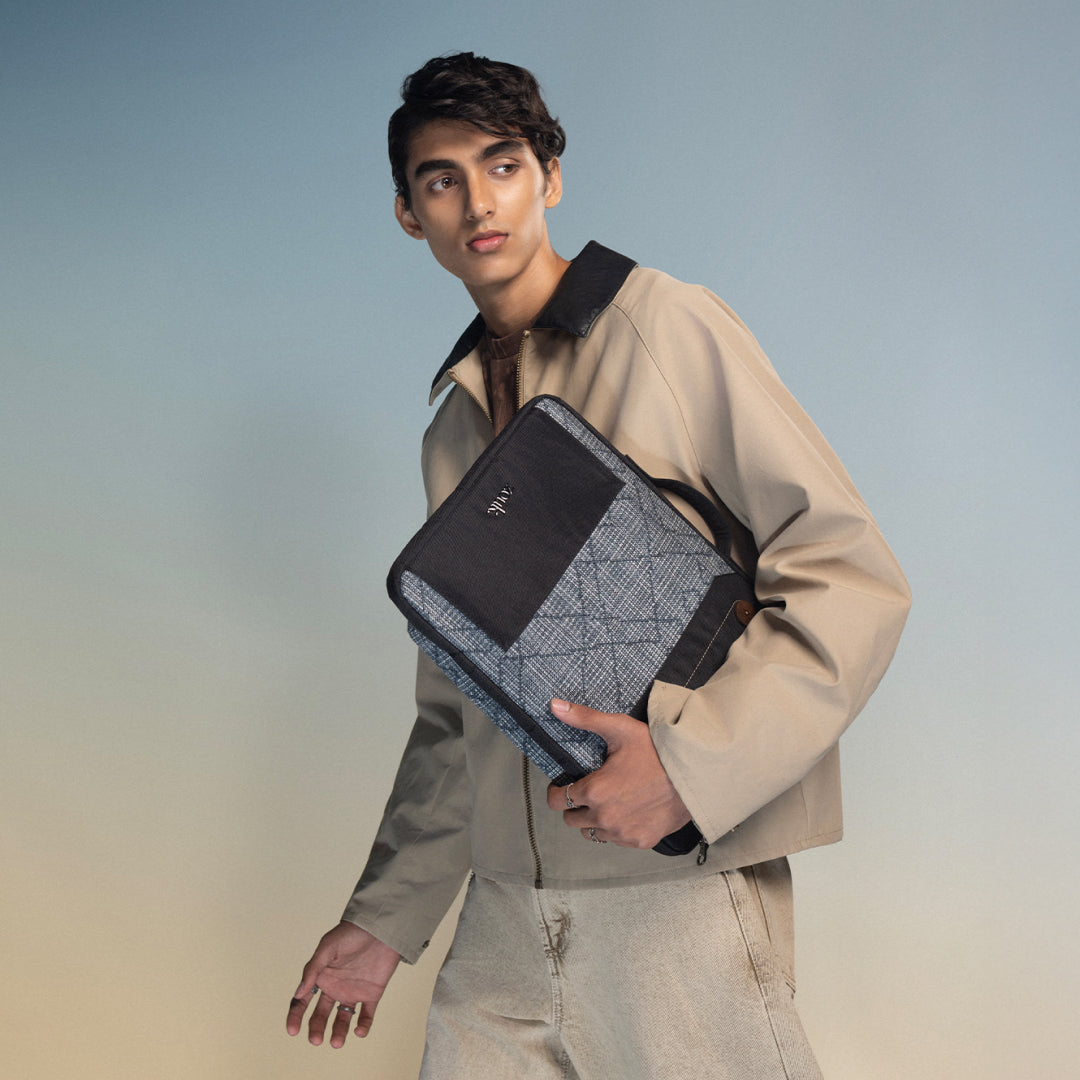 Calcutta Pixels Urban Laptop Sleeve - 14inch (Black)