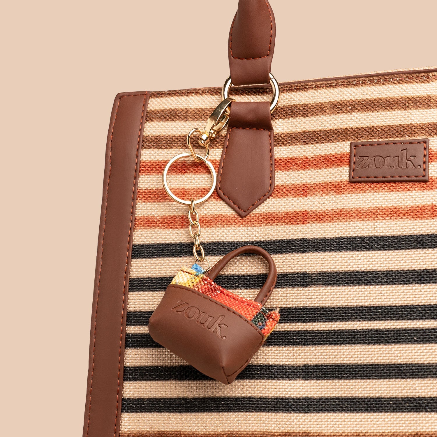 ZIP-Abstract Amaze Power Potli Keychain