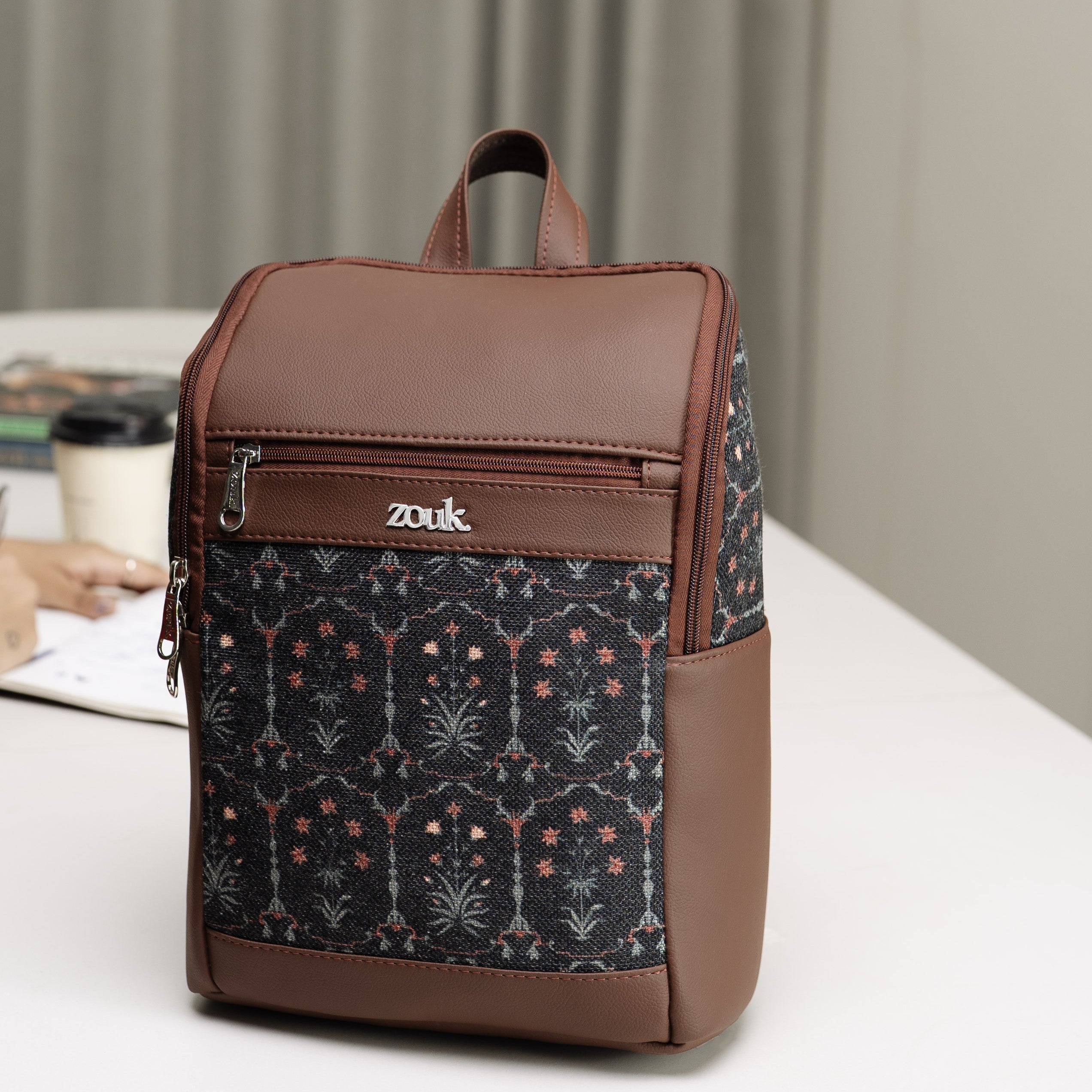 Taj Guldasta Amalia Daypack