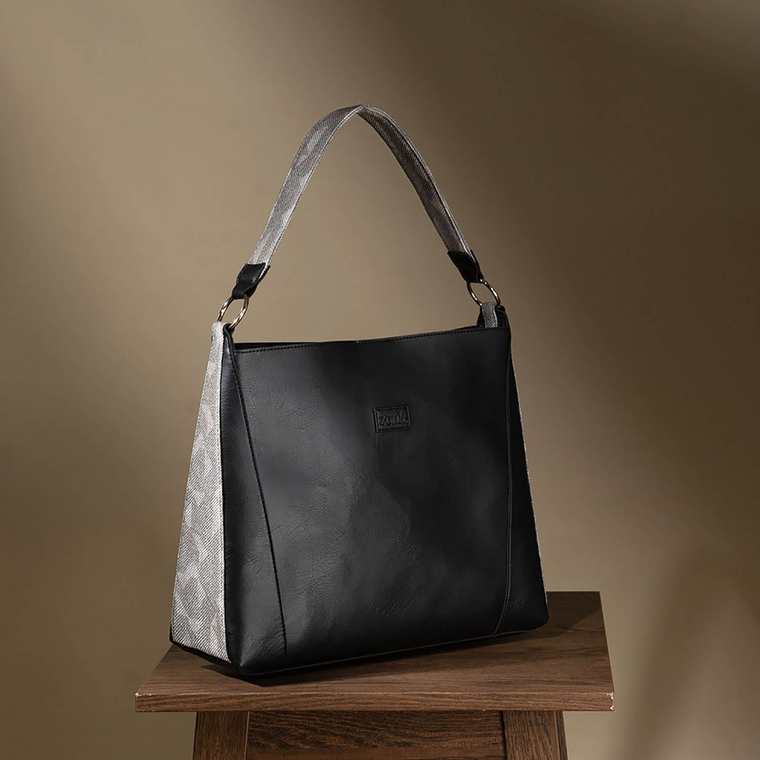 Aravalli Abstract Classic Open Tote