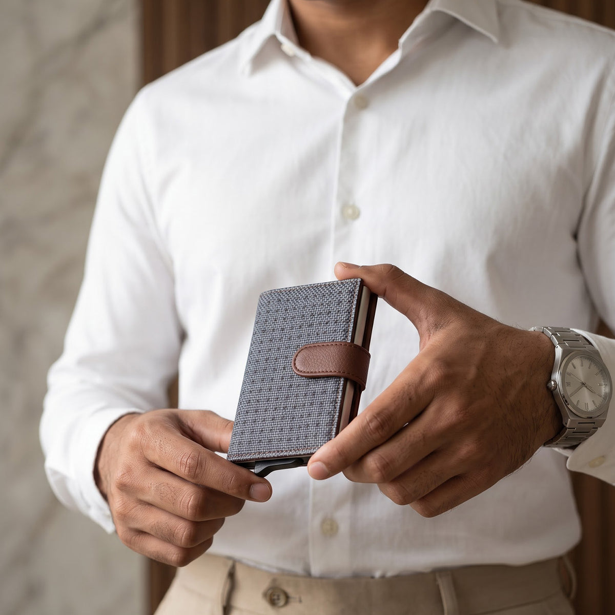 Bokaro Forge Arc Card Holder