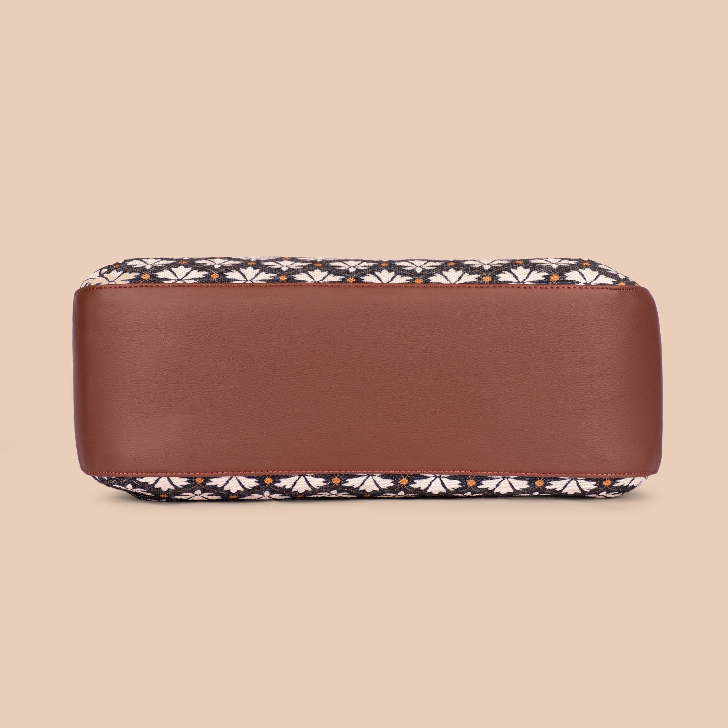 ZIP-Bidri Kaiser Getaway Handbag