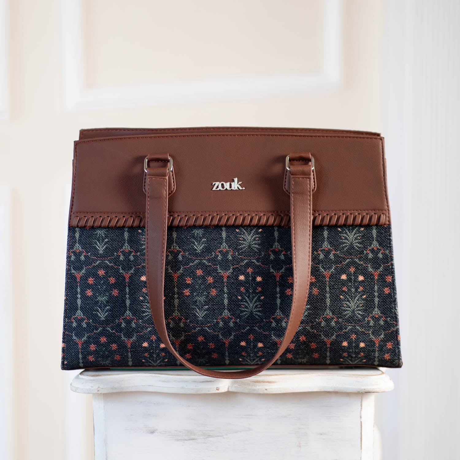 Taj Guldasta Statement Business Bag