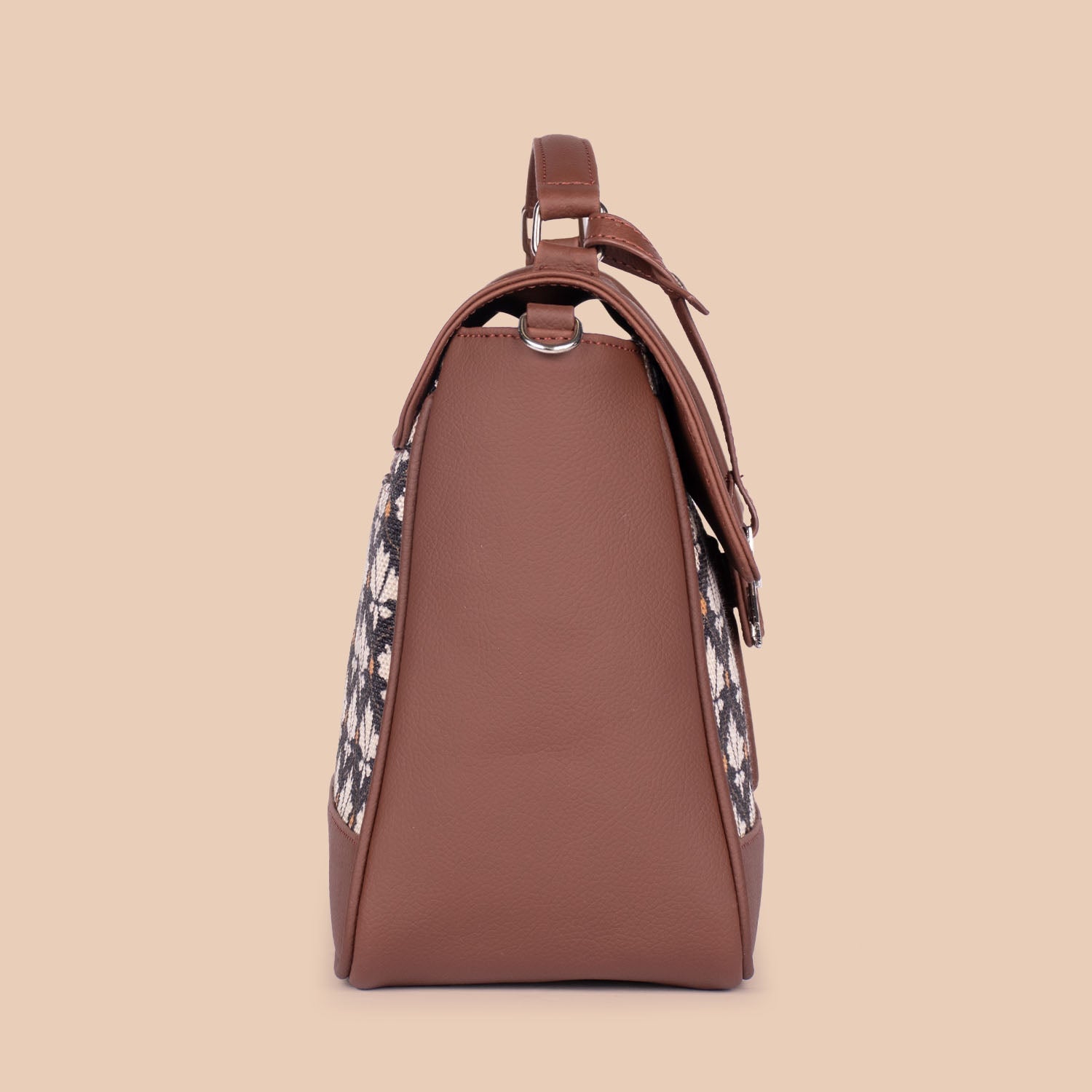 ZIP-Kriti Sanon - Bidri Kaiser Nessa Satchel