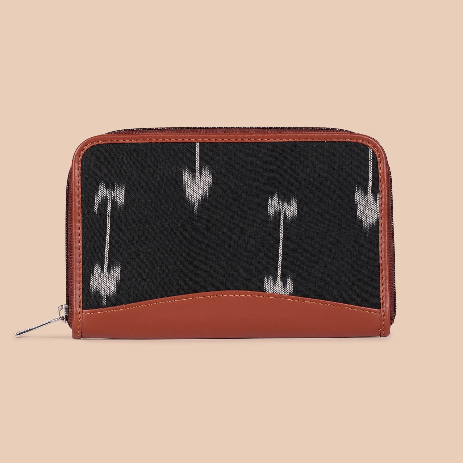 Ikat Arrow Chain Wallet
