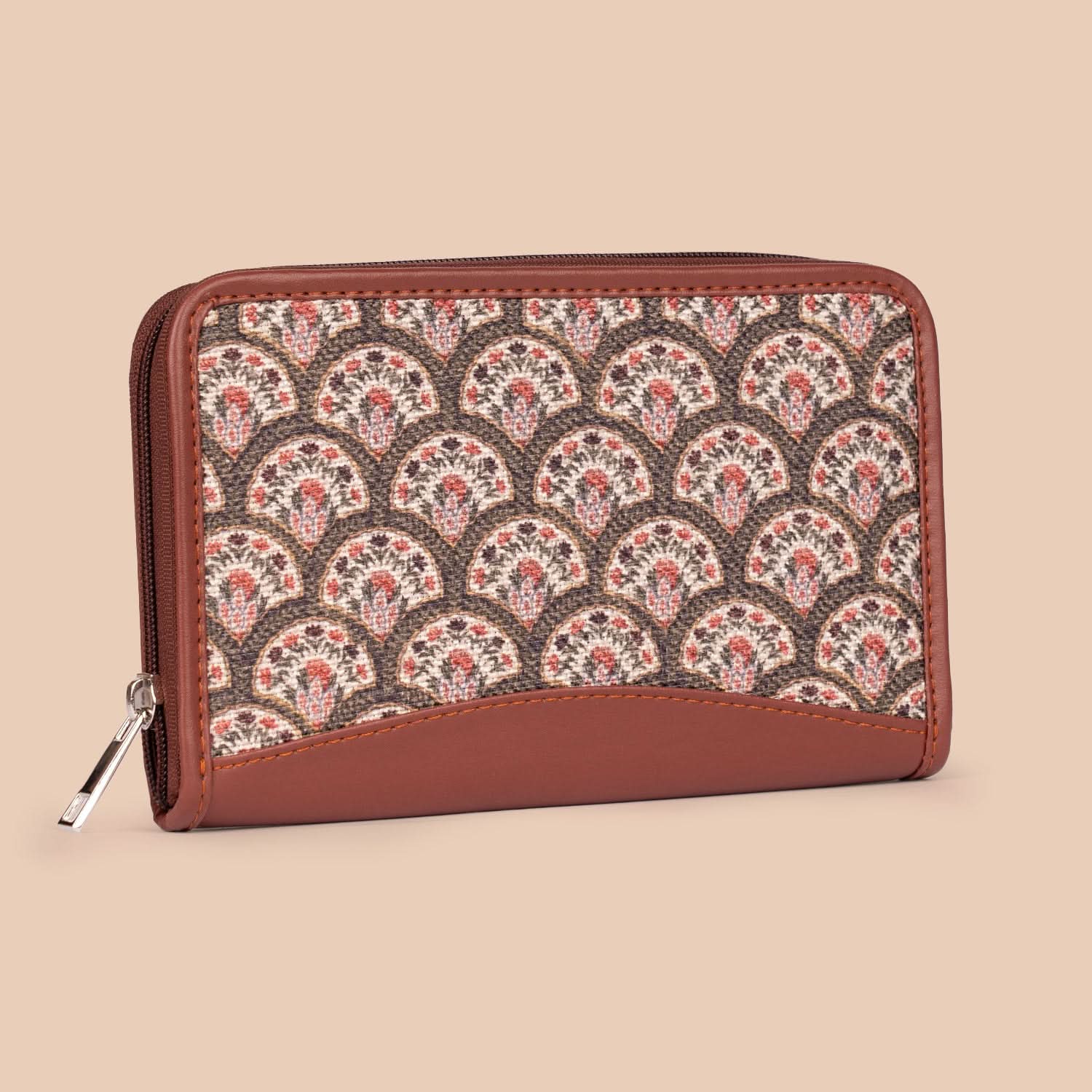 Fatehpur Fresco Chain Wallet