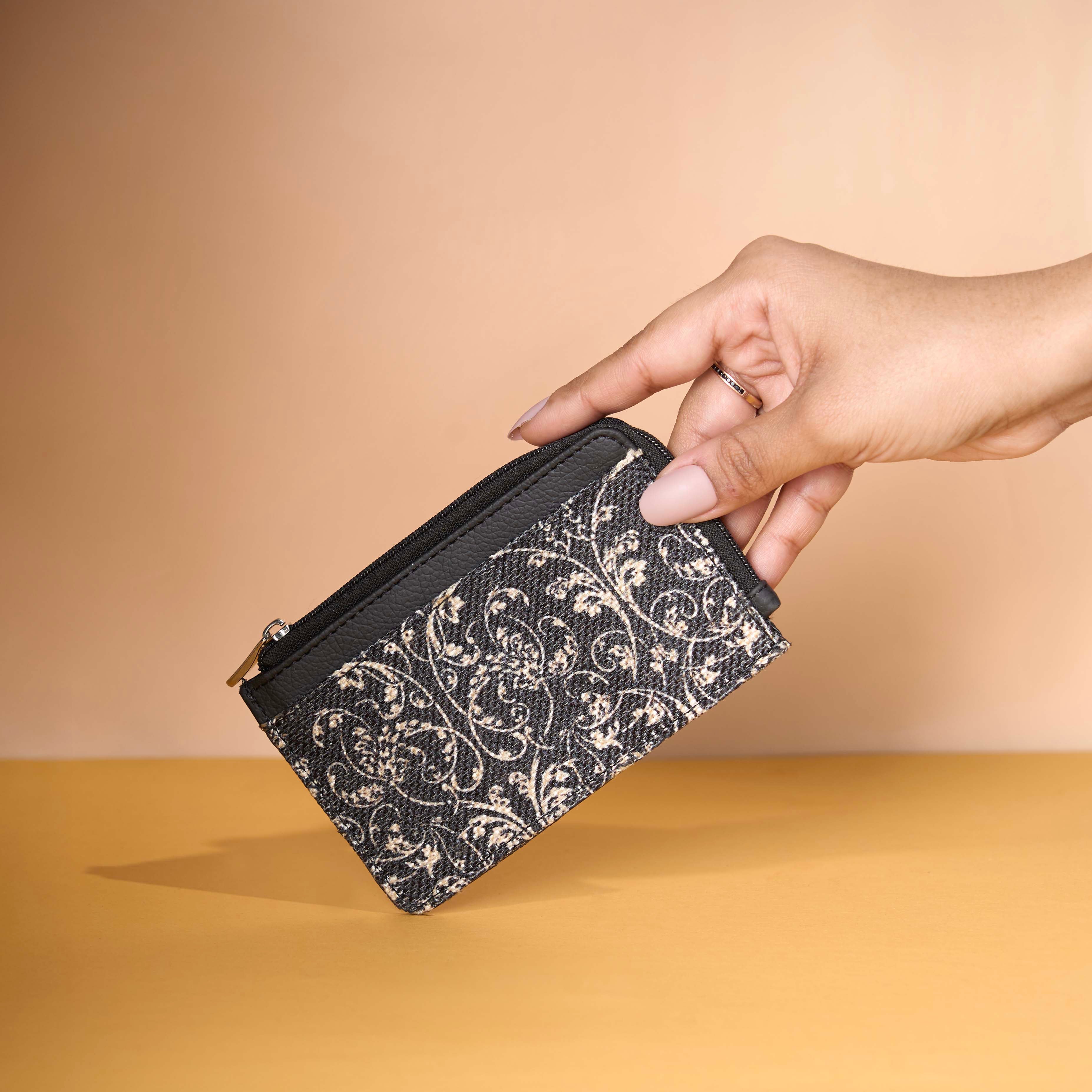 Lattice Lace Eda Card Case