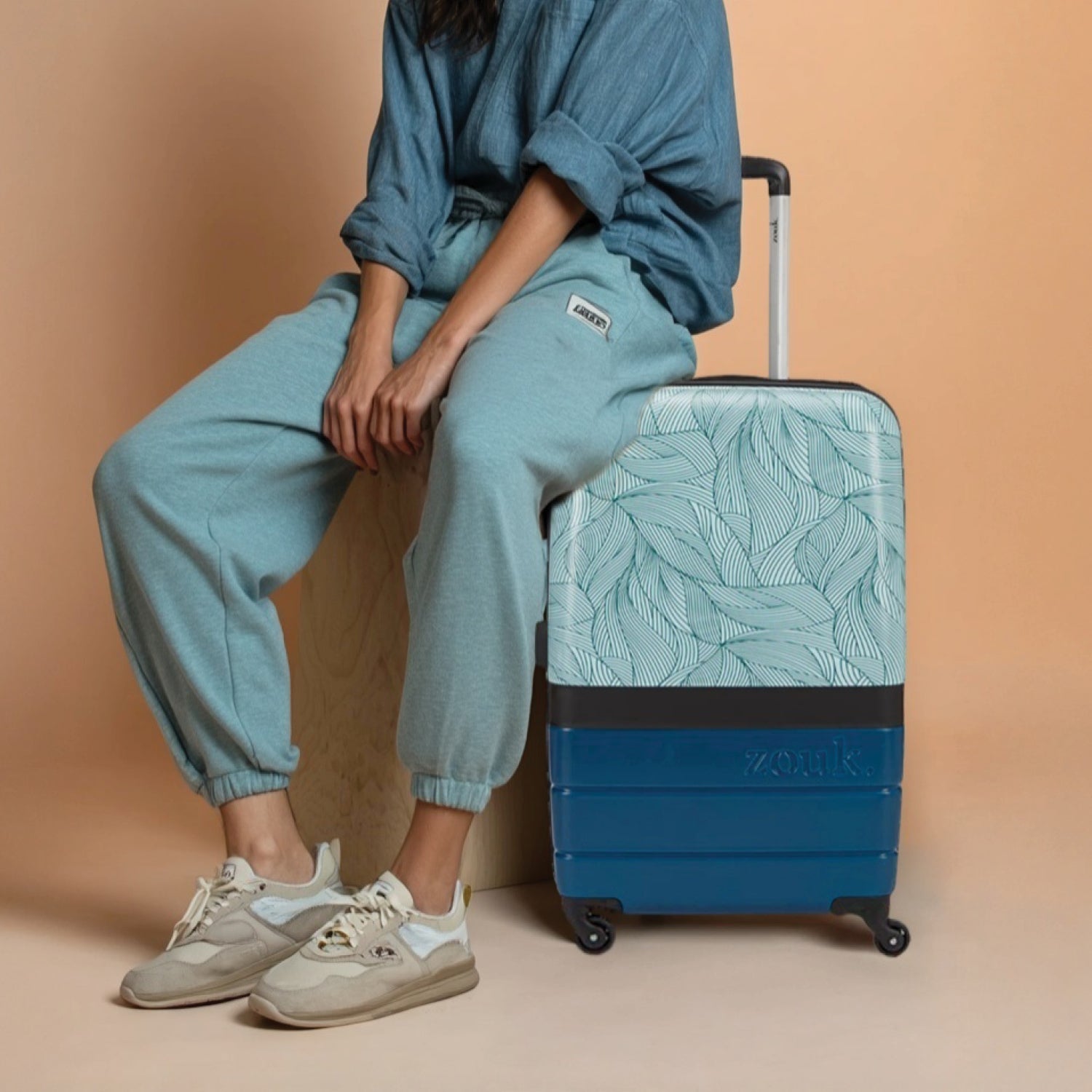 ZIP-Calangute Tides Raahi Trolley Bag