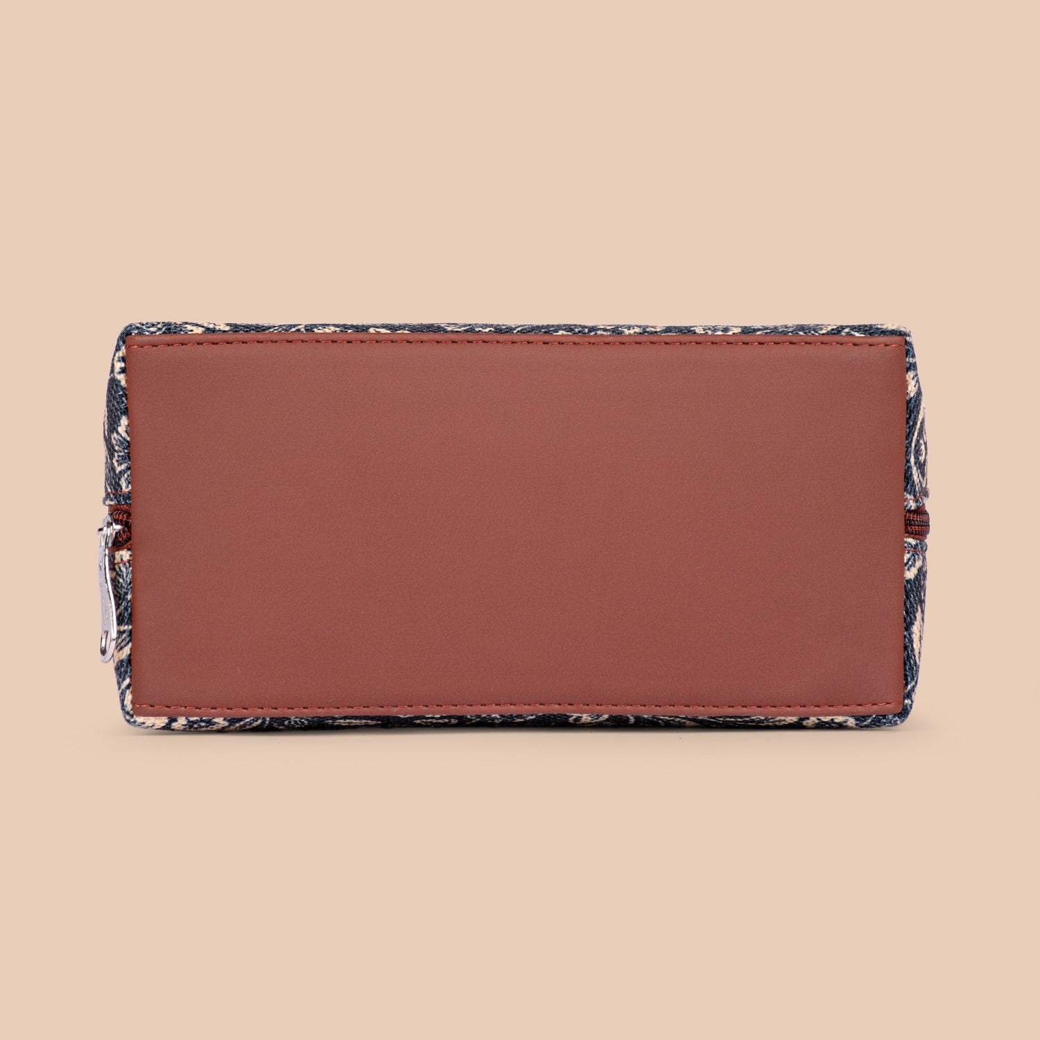 ZIP-FloMotif OOO Sling Bag