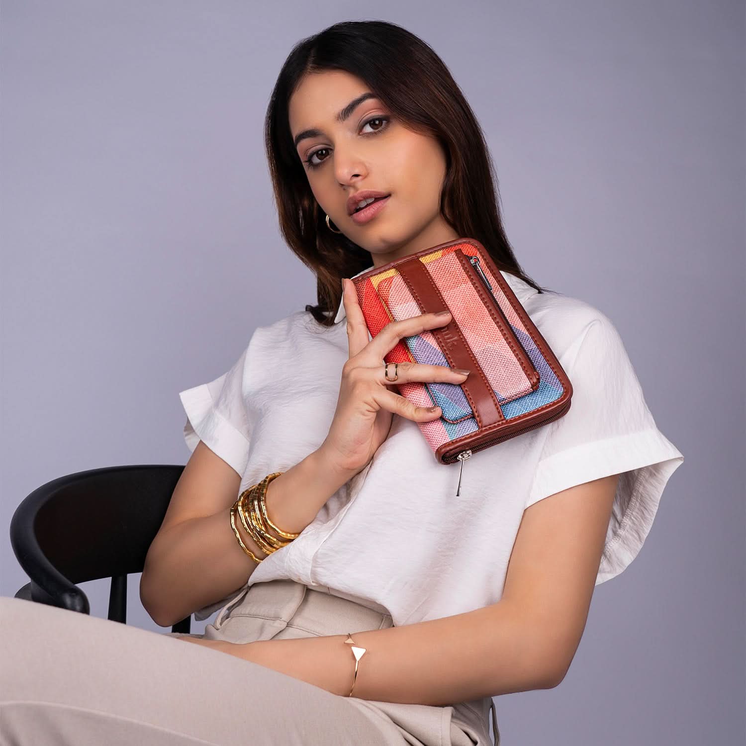 GeoOptics Classic Zipper Wallet