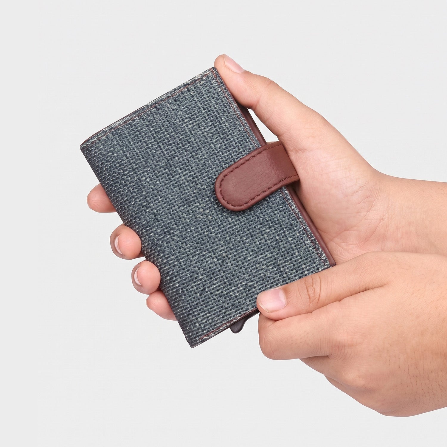Ajmer Haze Arc Card Holder