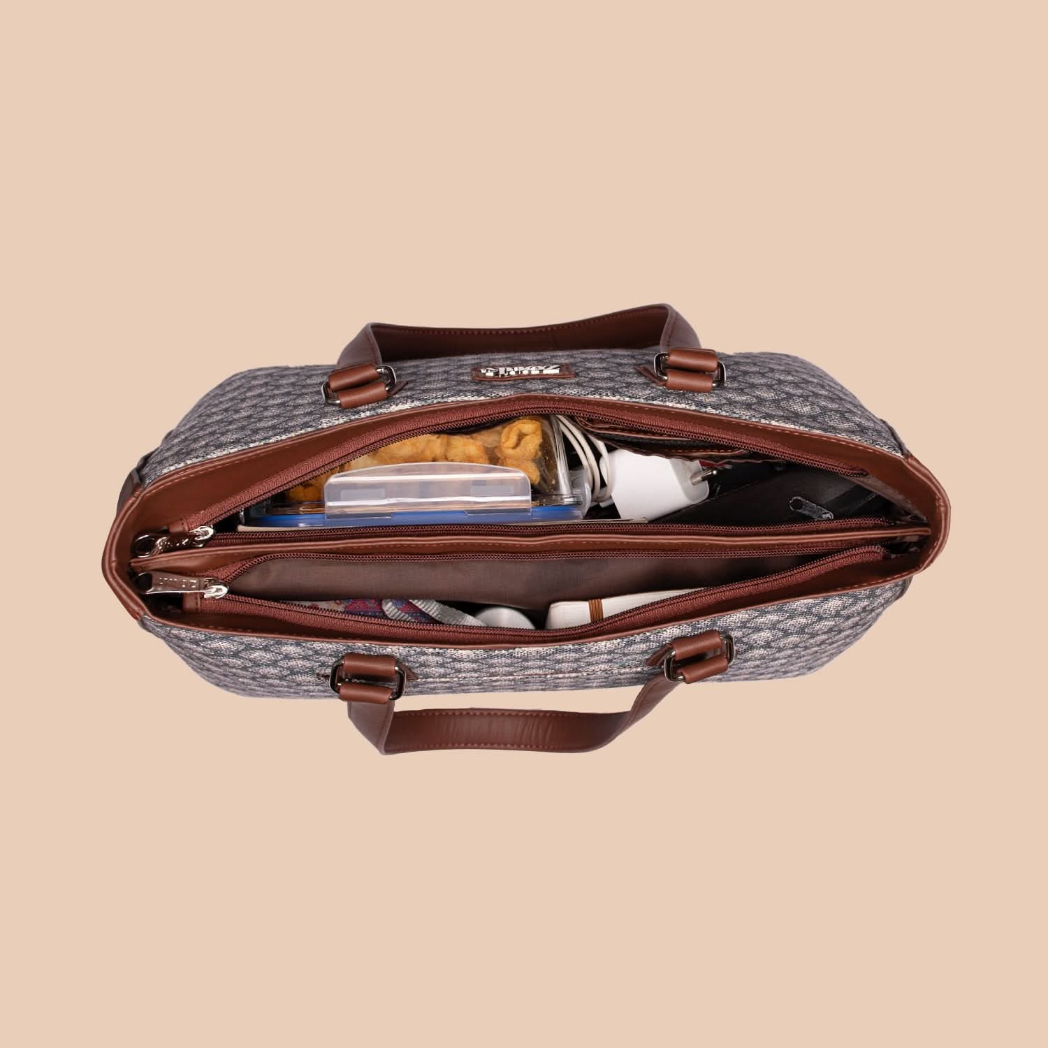 Hampi Sculpt Getaway Handbag