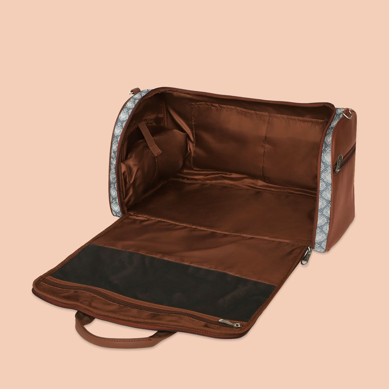 Hampi Sculpt Weekender Duffle Bag