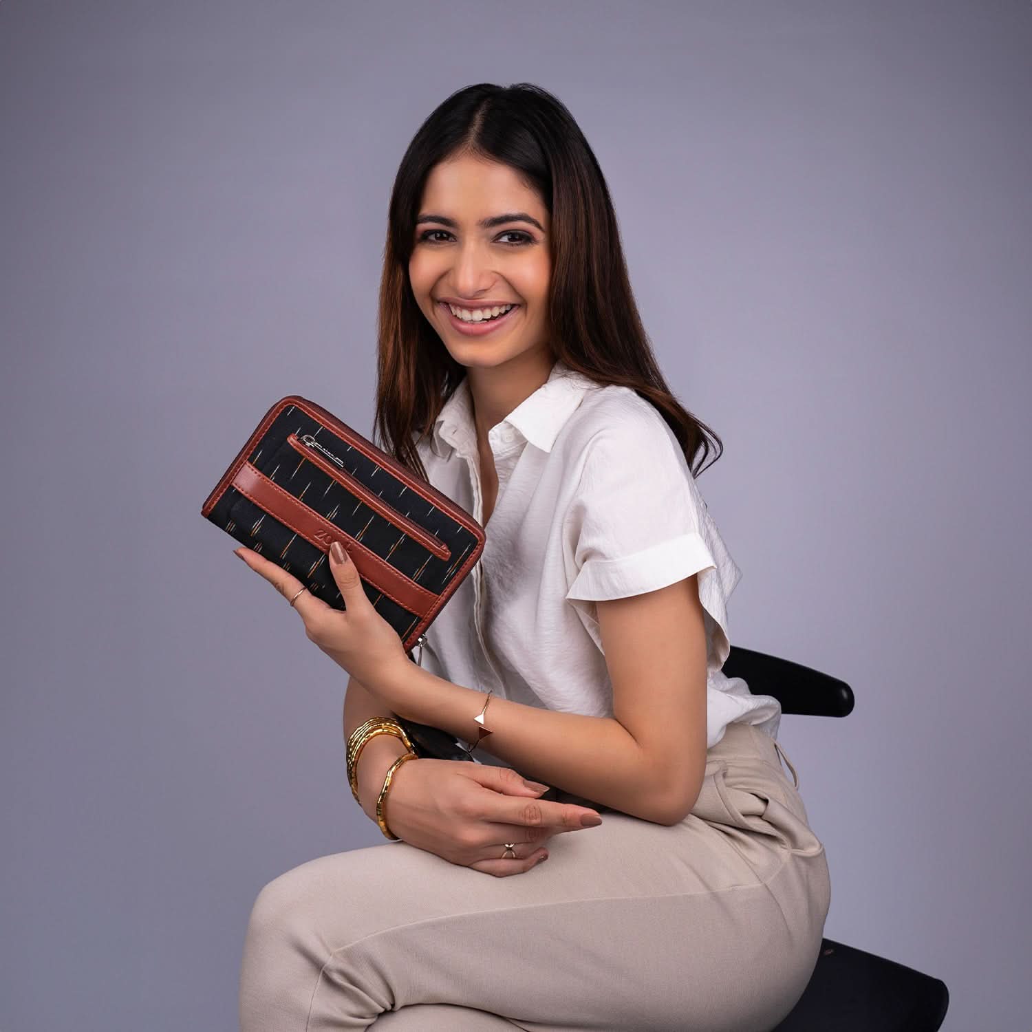 Ikat GreRe Classic Zipper Wallet