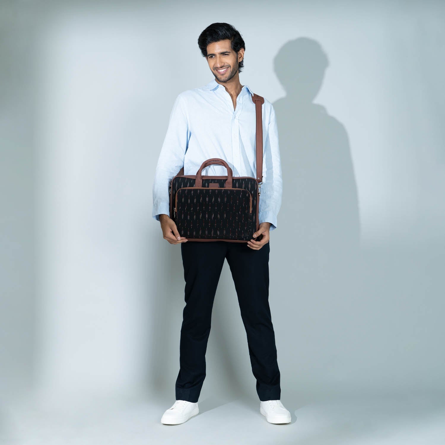 ZIP-Ikat GreRed Laptop Bag