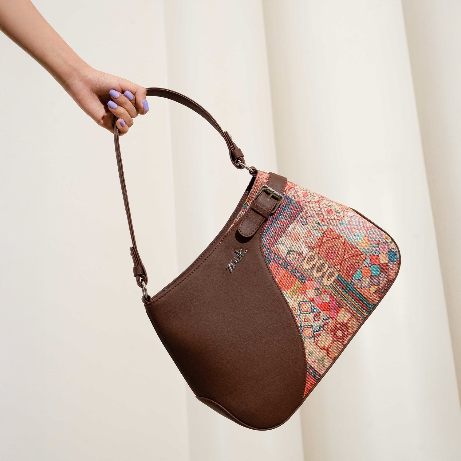 Ira Handbag - Kutch Gamthi