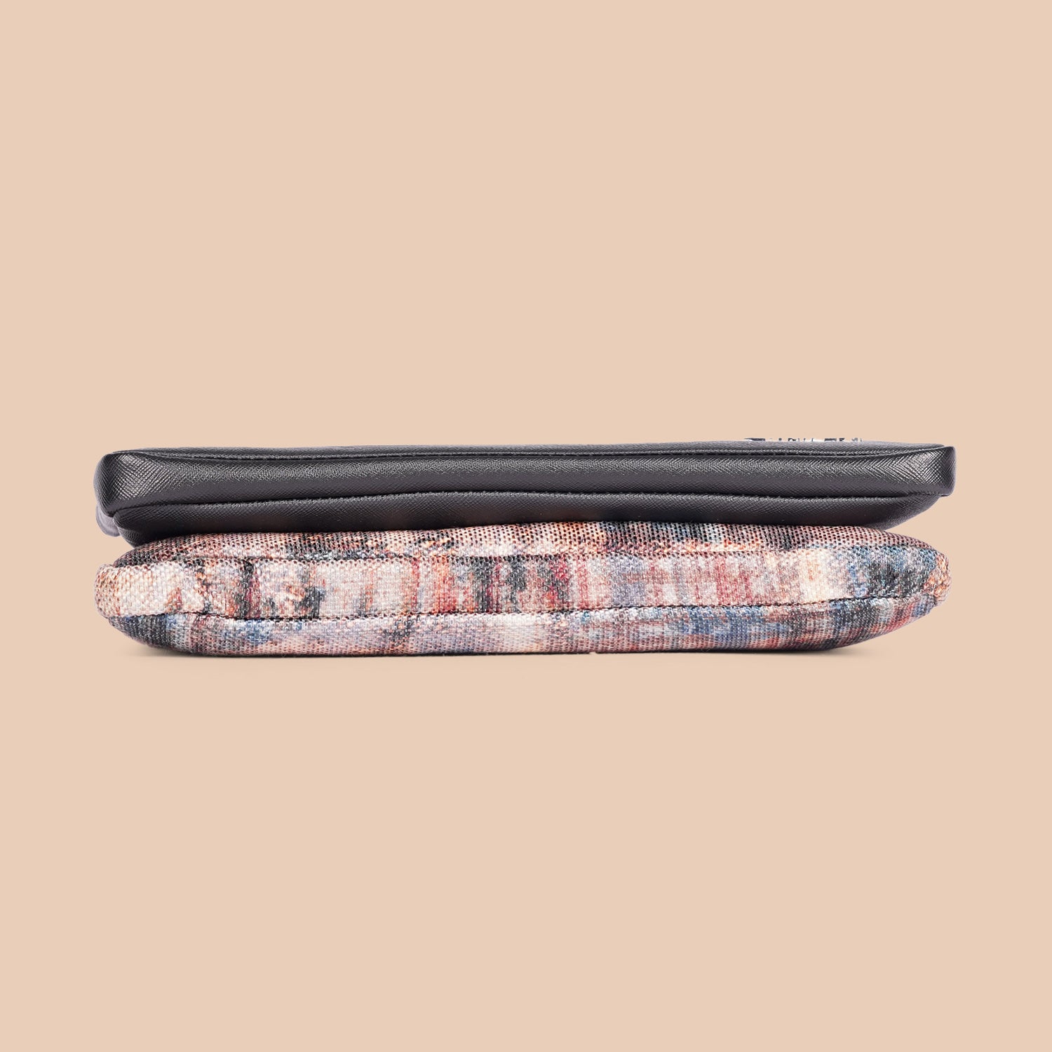 Kiya Baguette - Triund Baroque