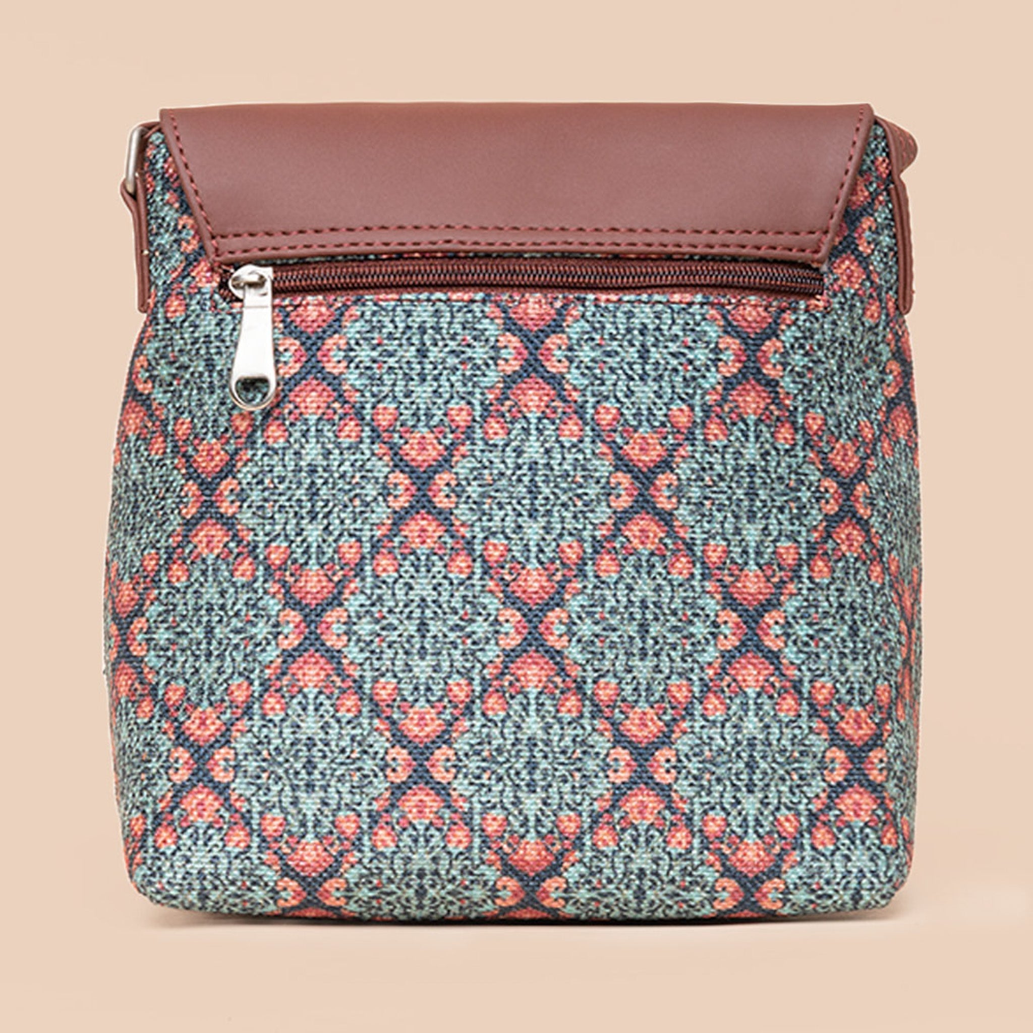 Kolkata Nouveau Flap Sling Bag