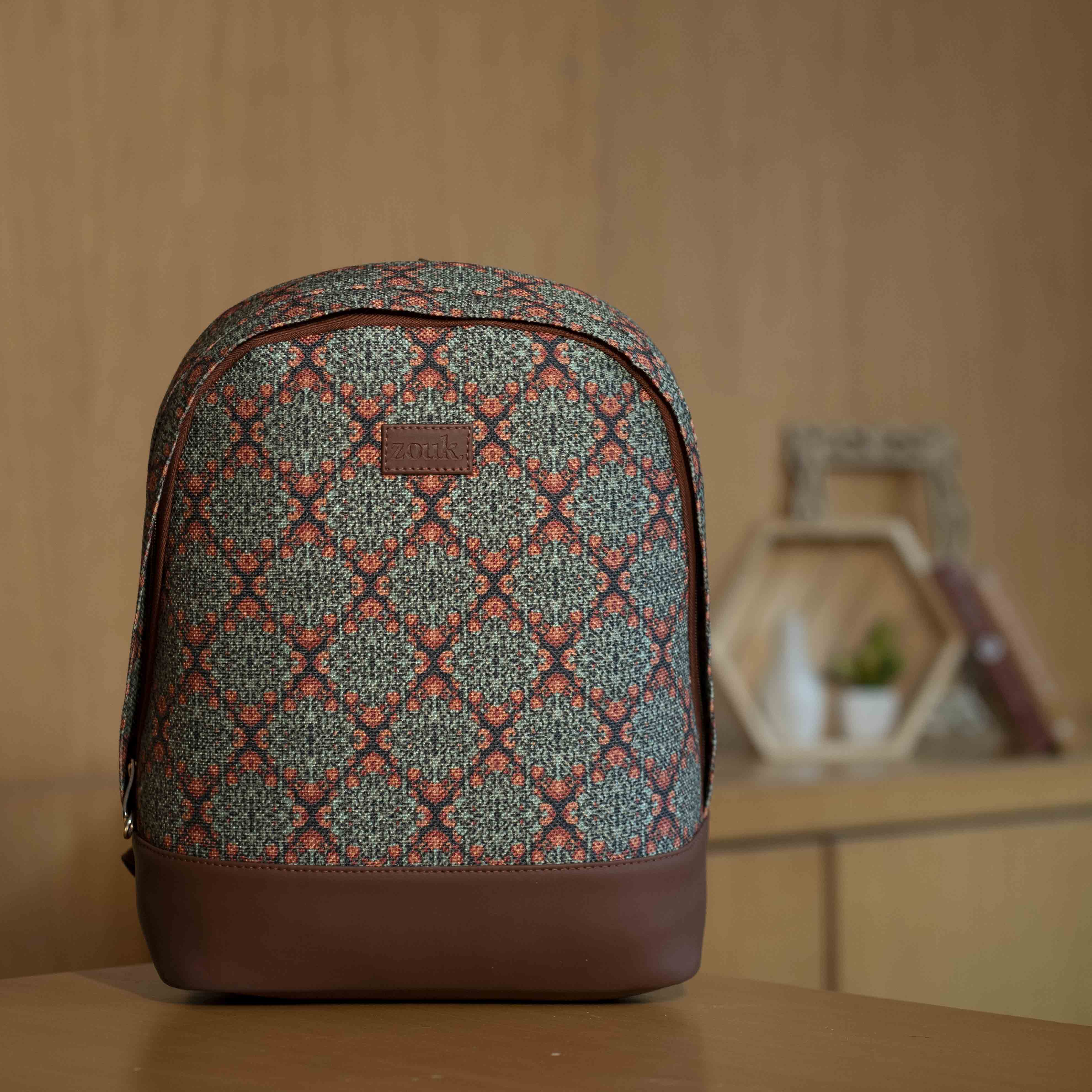 Kolkata Nouveau Dome Daypack