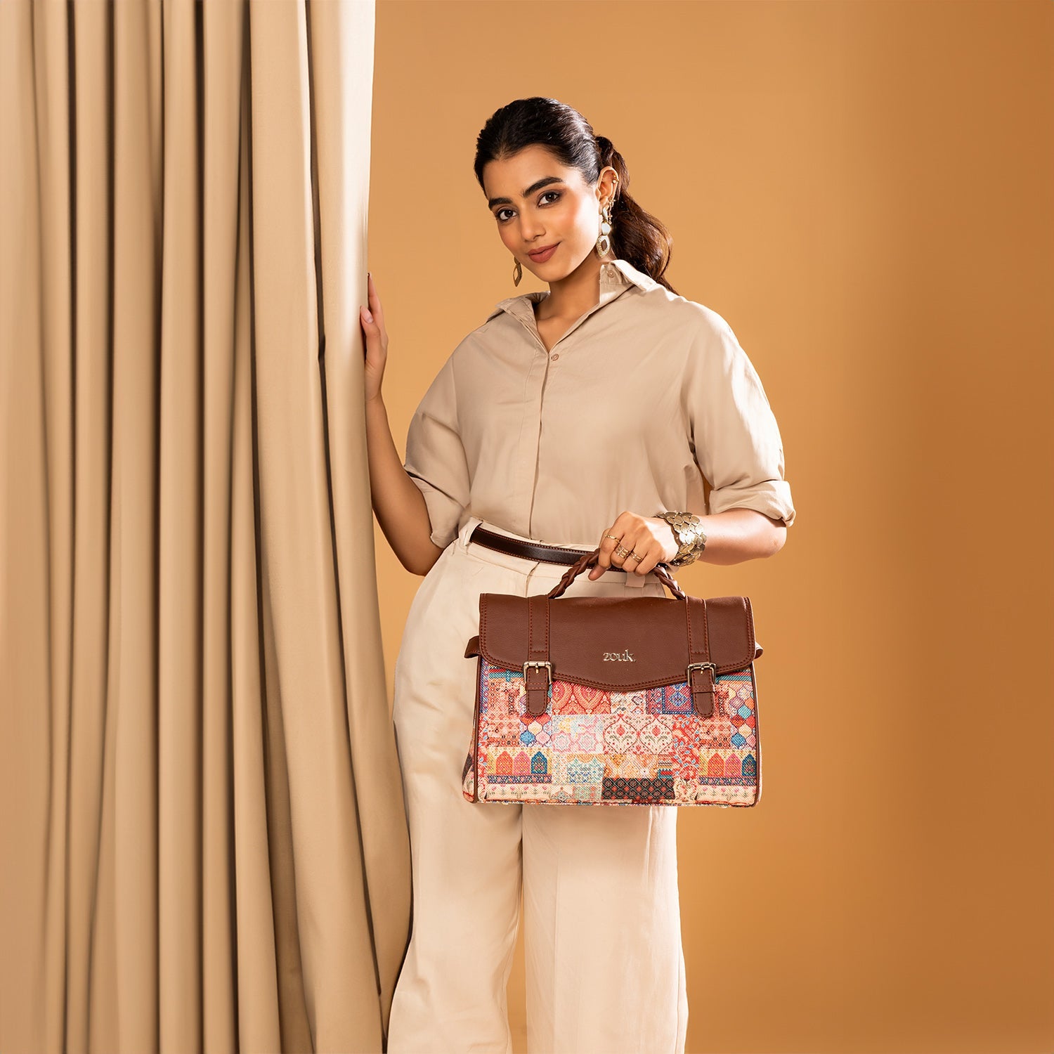 ZIP-Konkona Heritage Satchel Bag - Kutch Gamthi