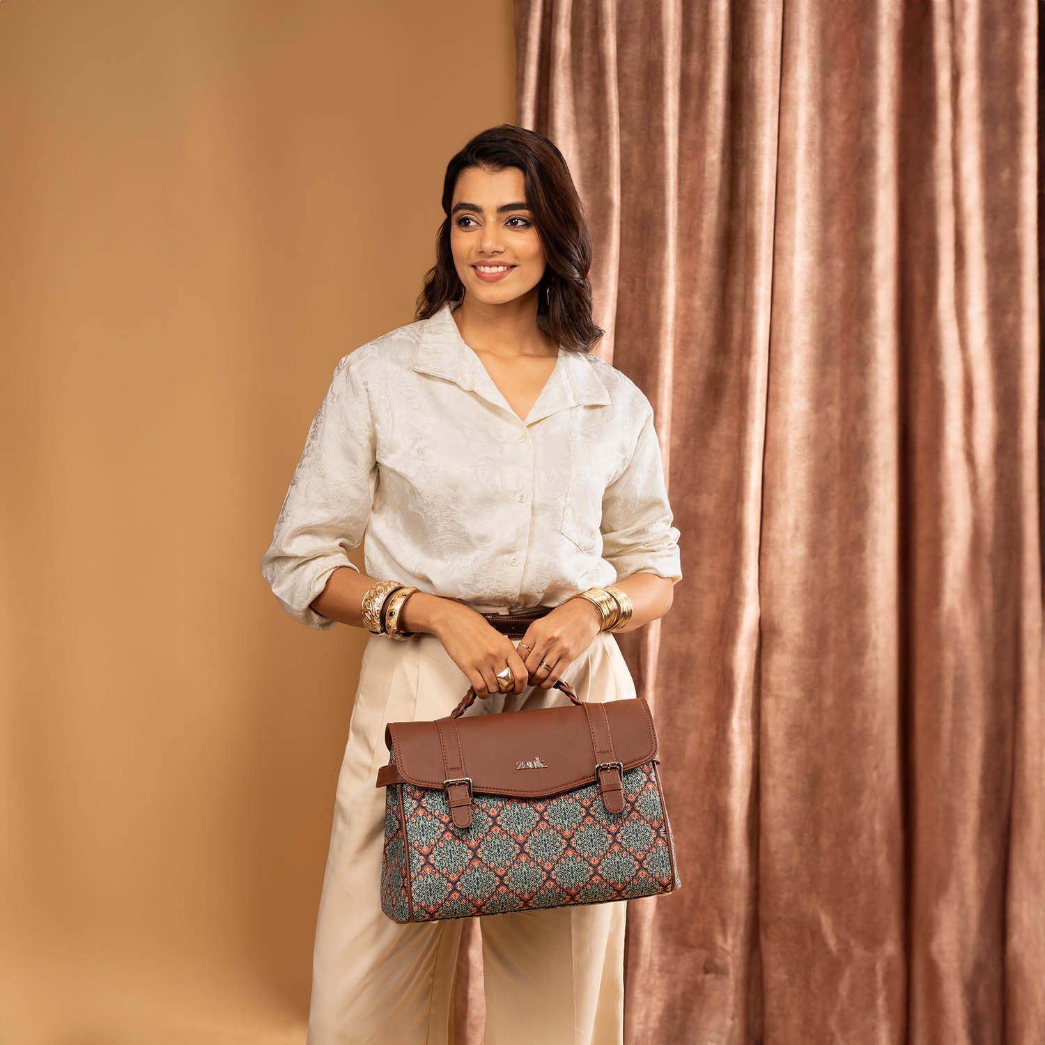 ZIP-Konkona Heritage Satchel Bag - Kolkata Nouveau