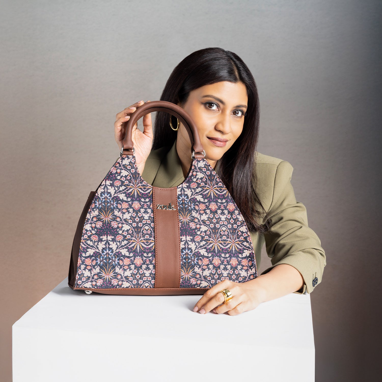 Konkona Statement Satchel Bag - Kashmir Blooms