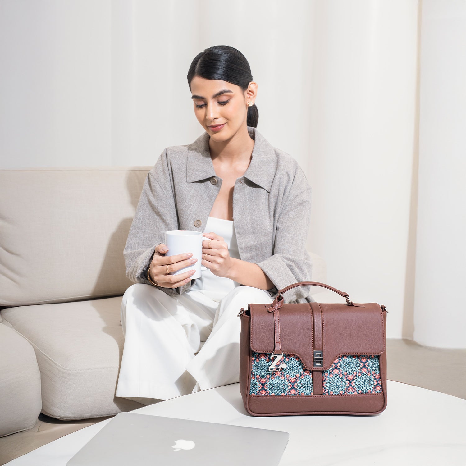 Kriti Sanon - Kolkata Nouveau Nessa Satchel