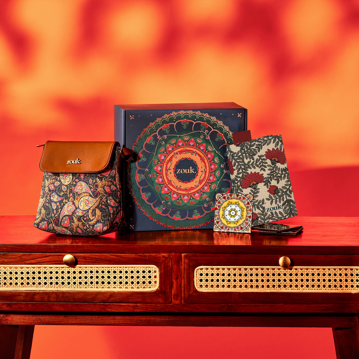 Mandala Saga Motif Gift Box