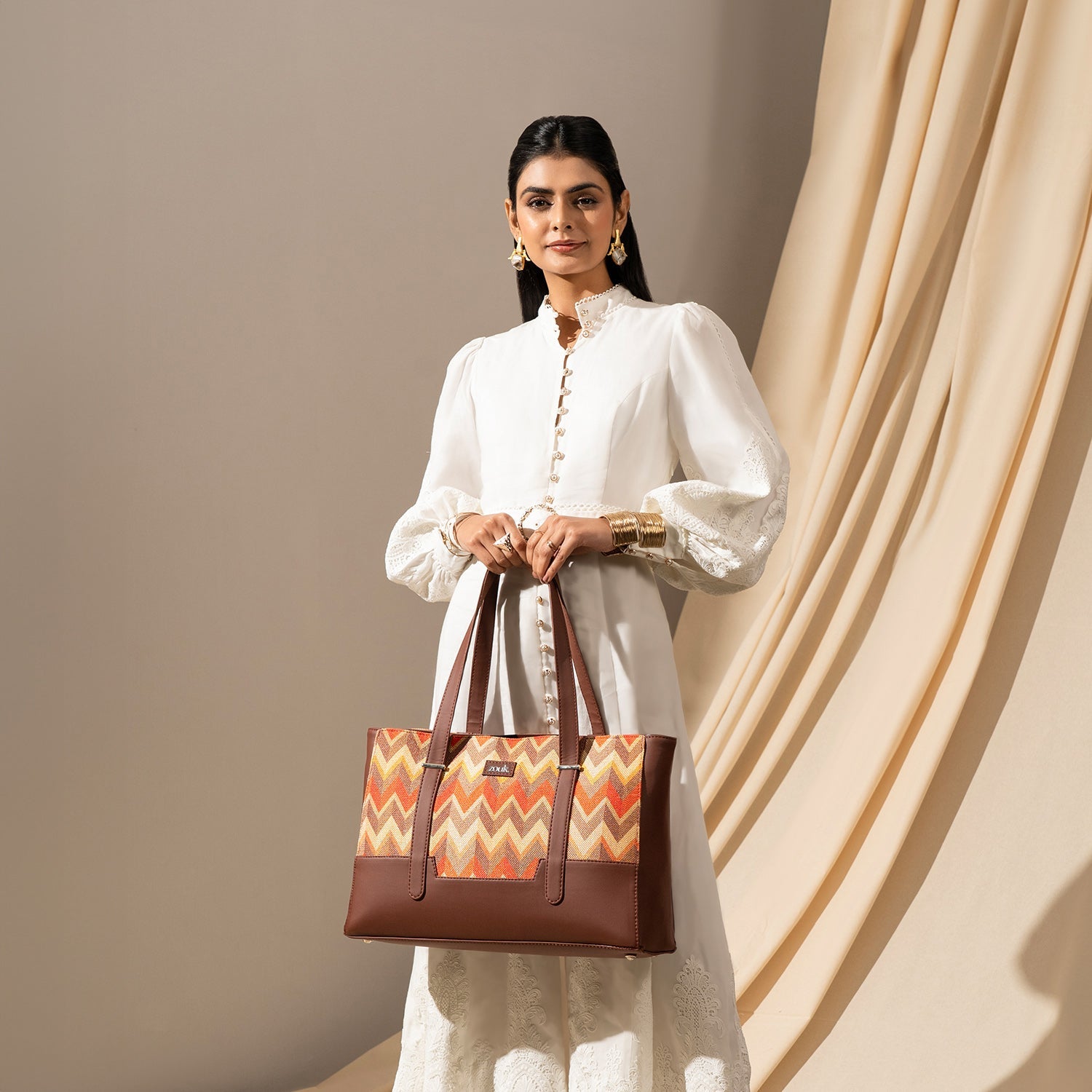 ZIP-Zouk Tidal Wave Maya Multitasker Tote Bag