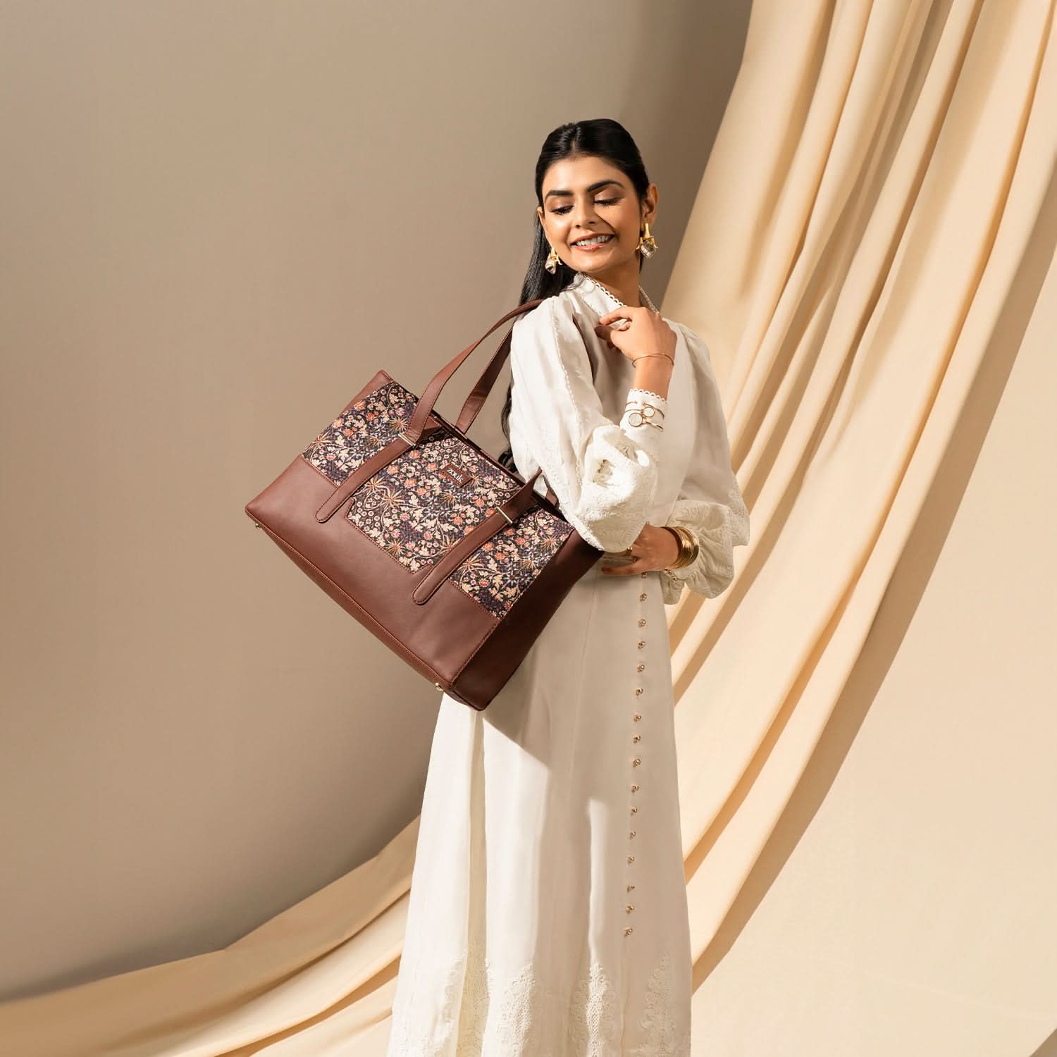 Zouk Kashmir Blooms Maya Multitasker Tote Bag
