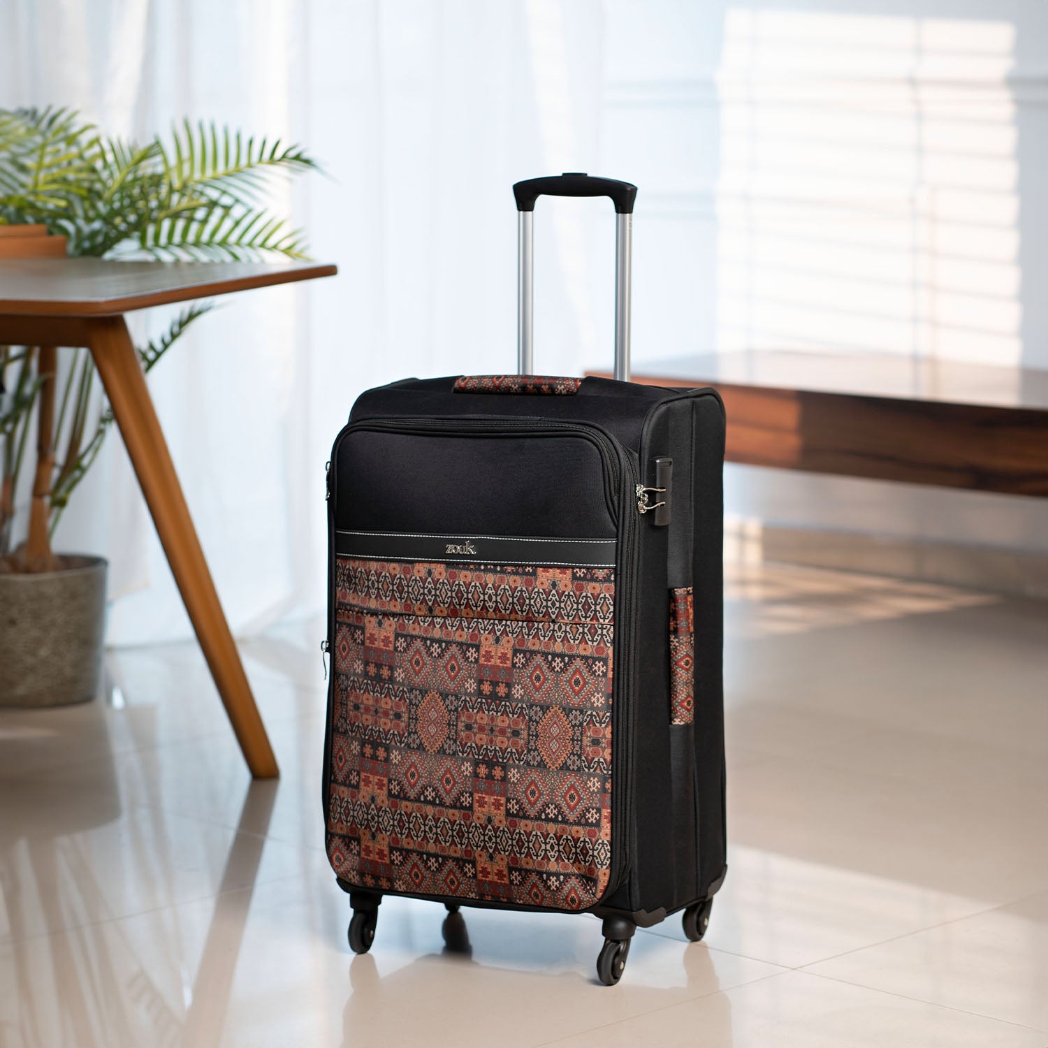 Banaras Elegance Avasa Trolley Bag (Black)
