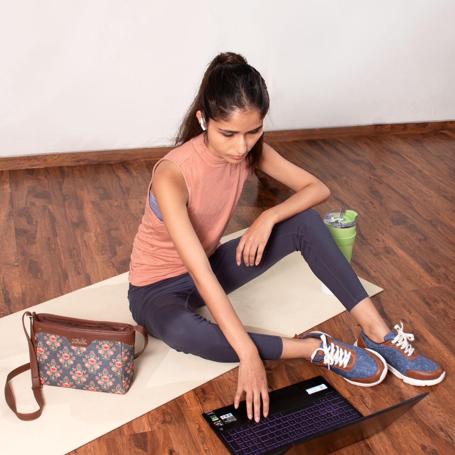 Mughal Garden Print Harmony Sling Bag