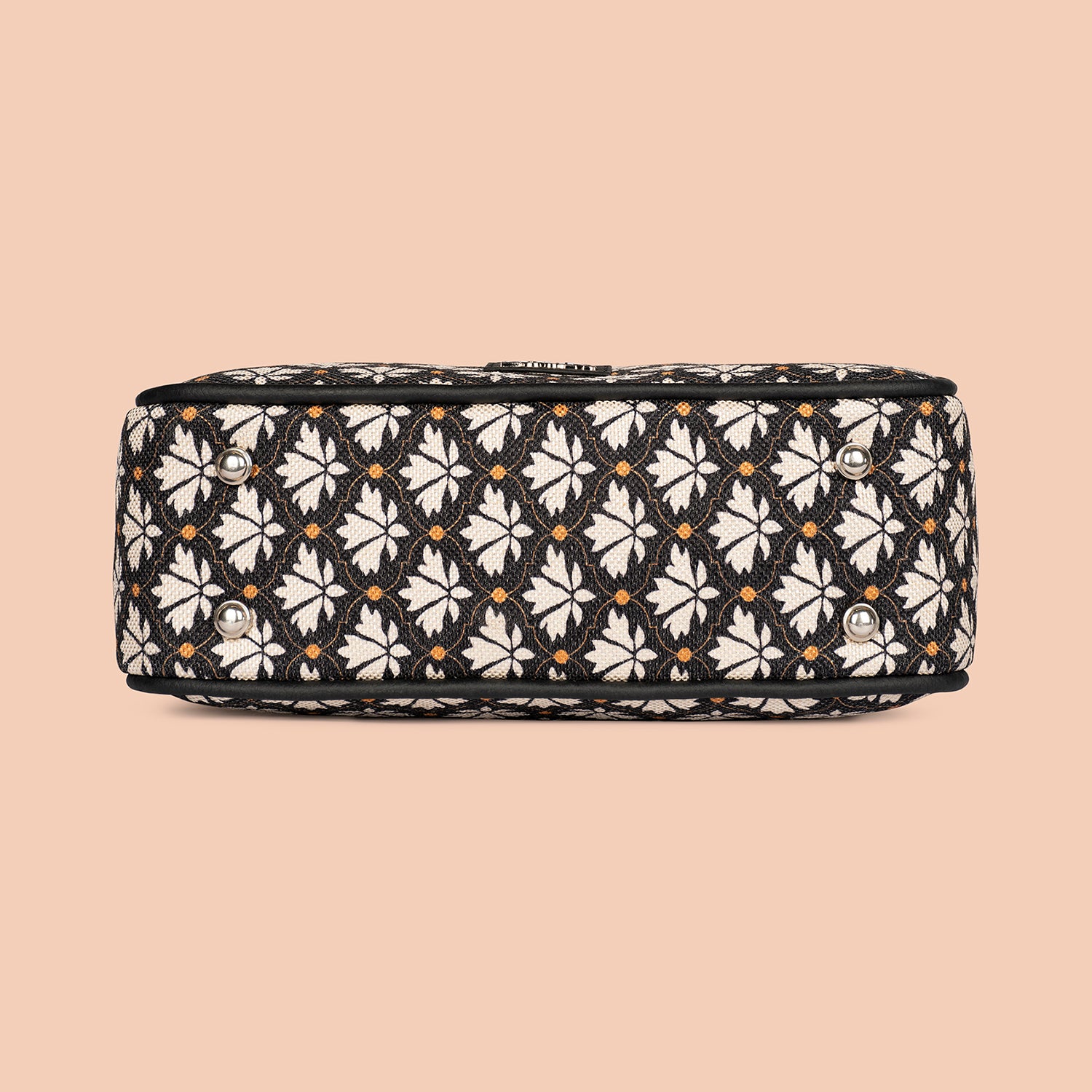 Rhea Kapoor Naisha Tote Bag - Bidri Kaiser