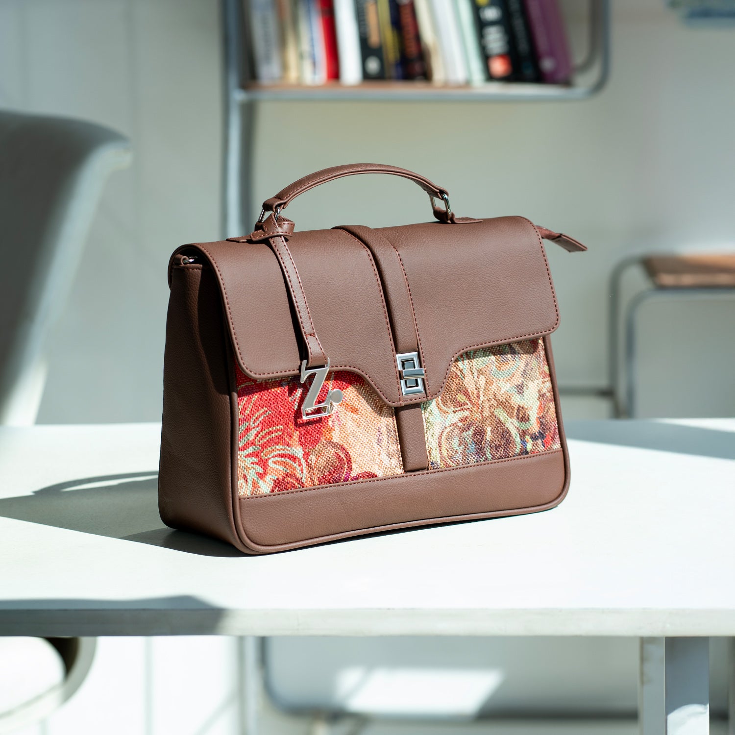 Kriti Sanon - FloLov Nessa Satchel