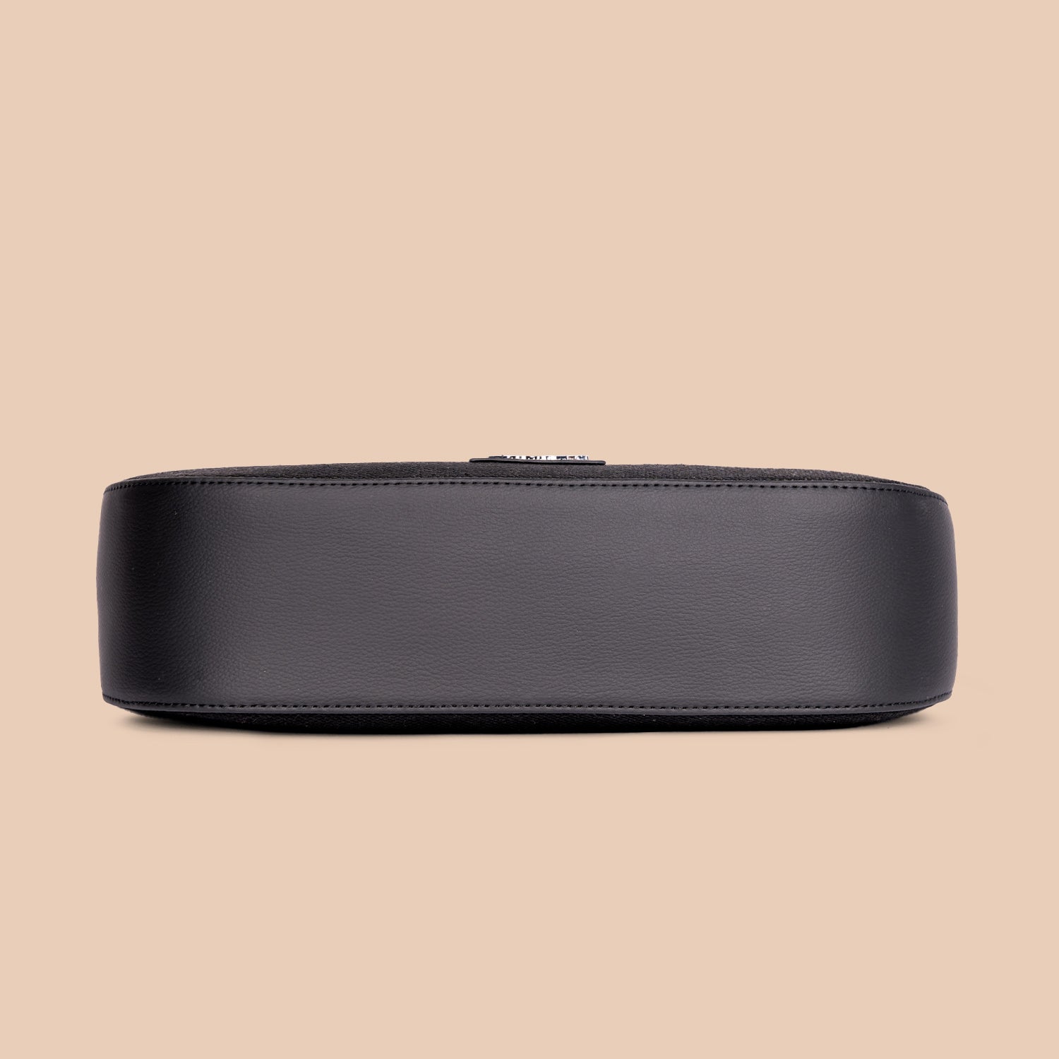 Pixi Baguette - Jet Black