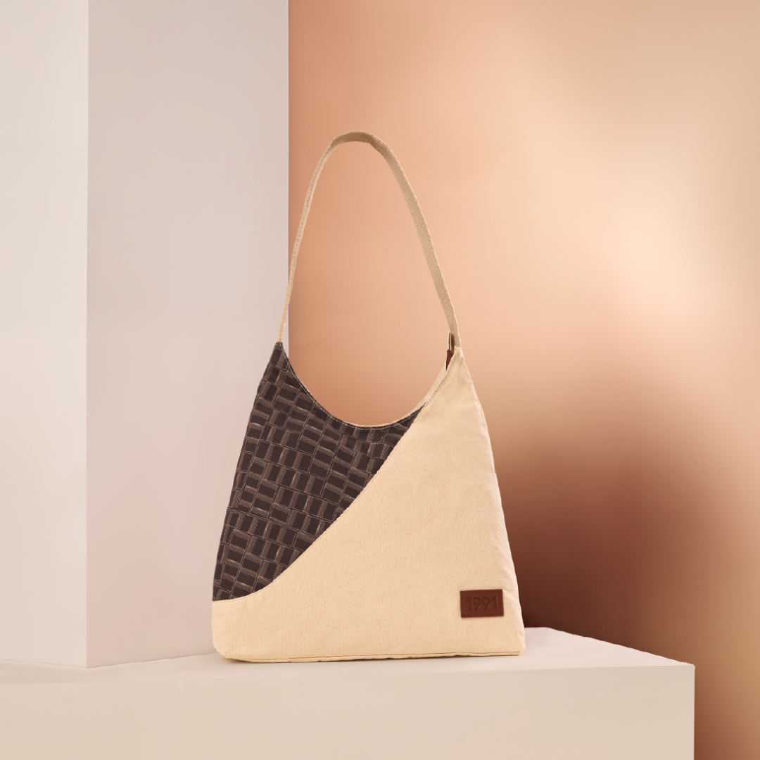 Toda Twills Regular Tote Bag - 1991 by Zouk