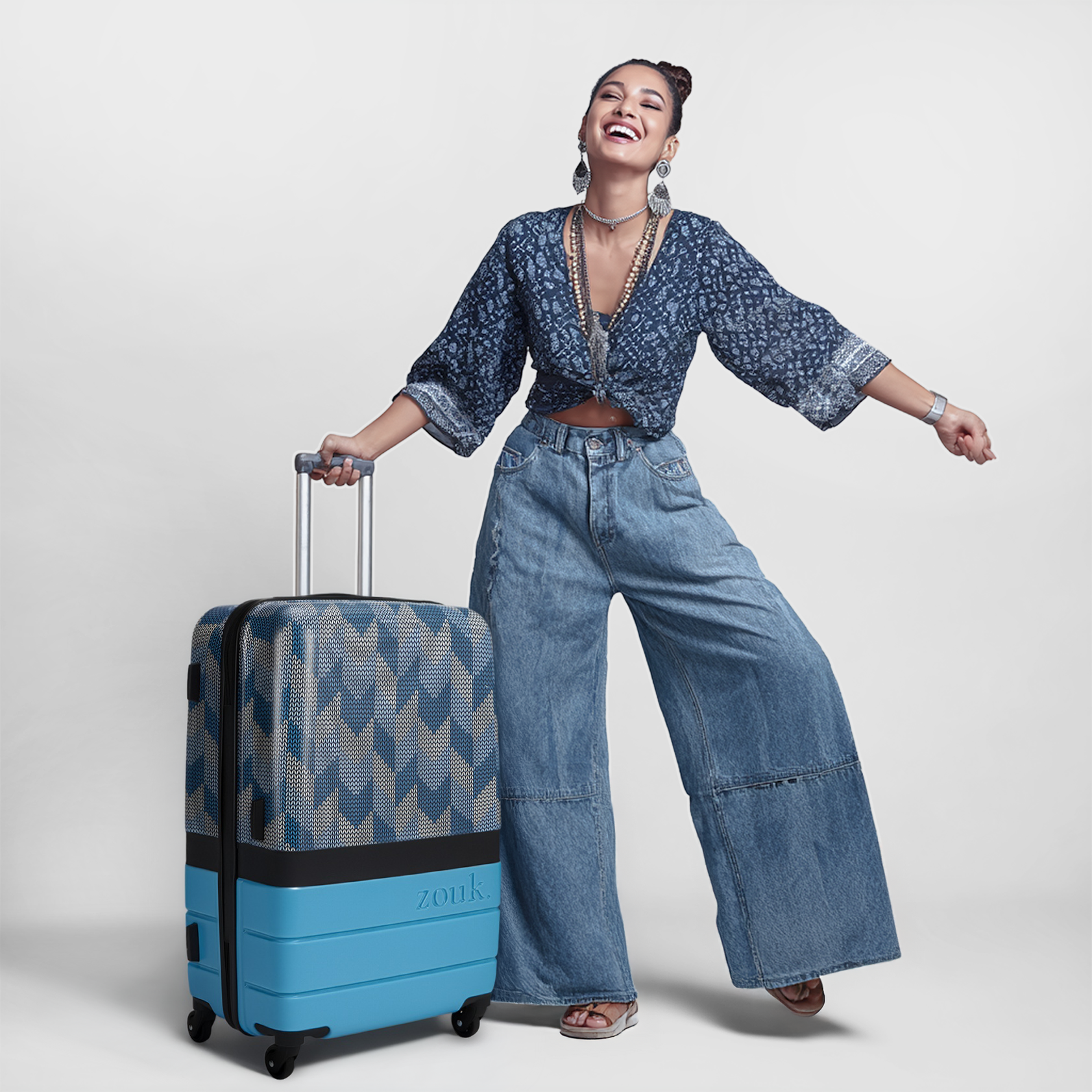 Himachal Chevron Blue Raahi Trolley Bag Combo