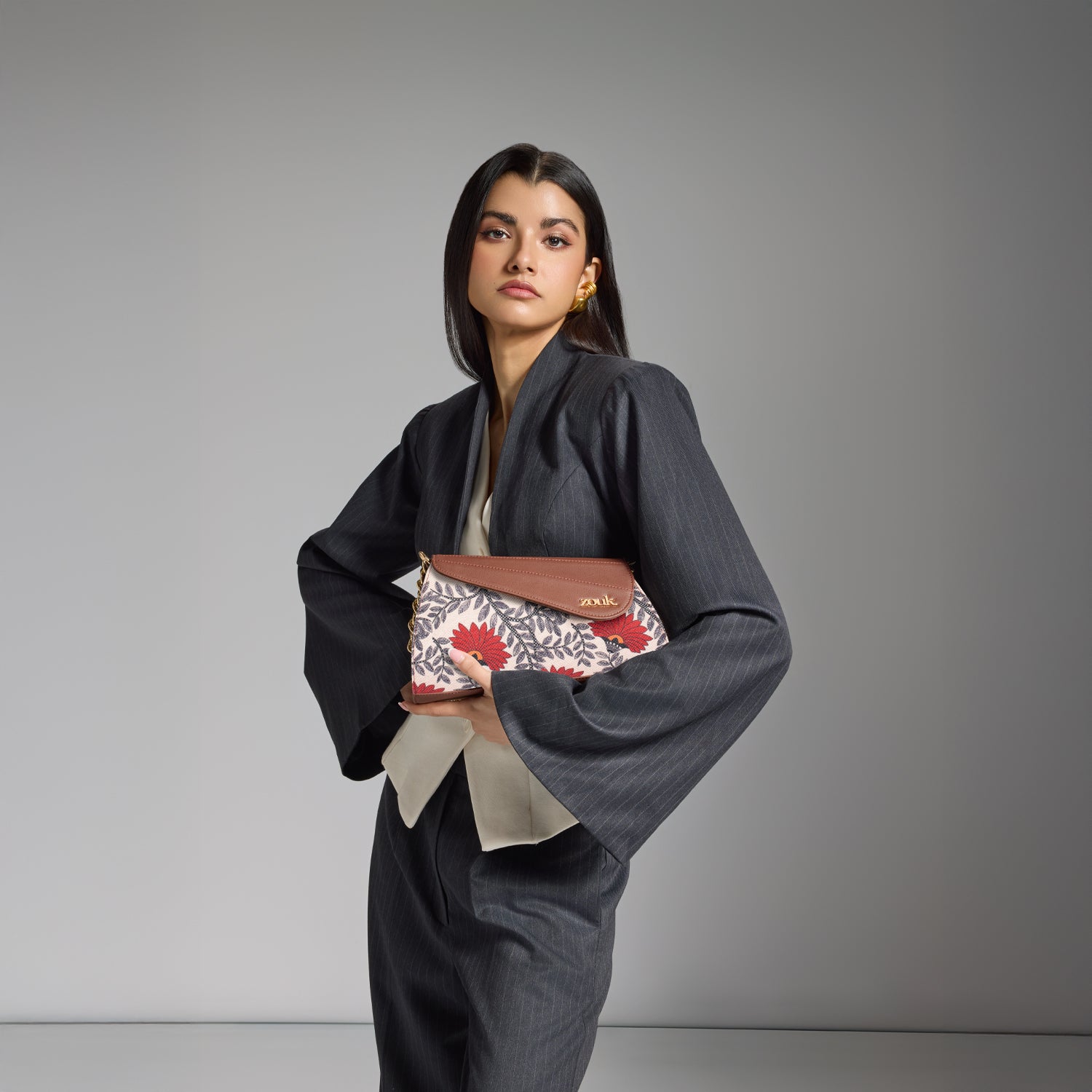 Rhea Kapoor Baguette - Nawabi Couture