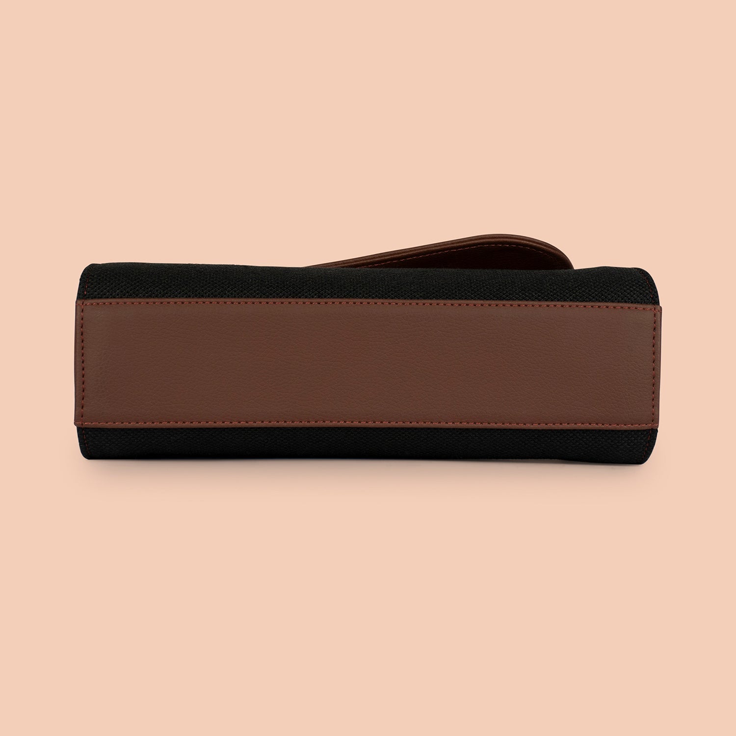 ZIP-Rhea Kapoor Baguette - Jet Black