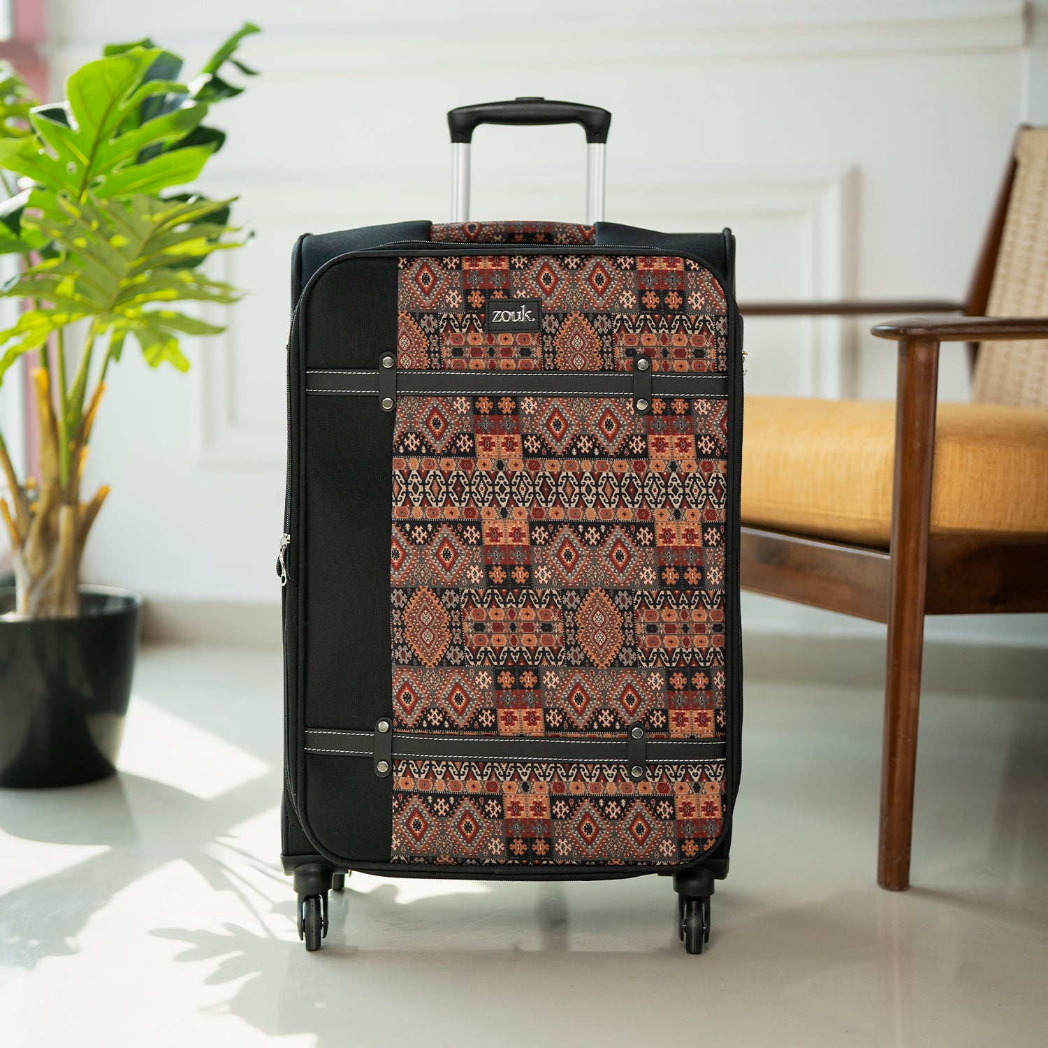 Banaras Elegance Saira Trolley Bag - Black (Medium)