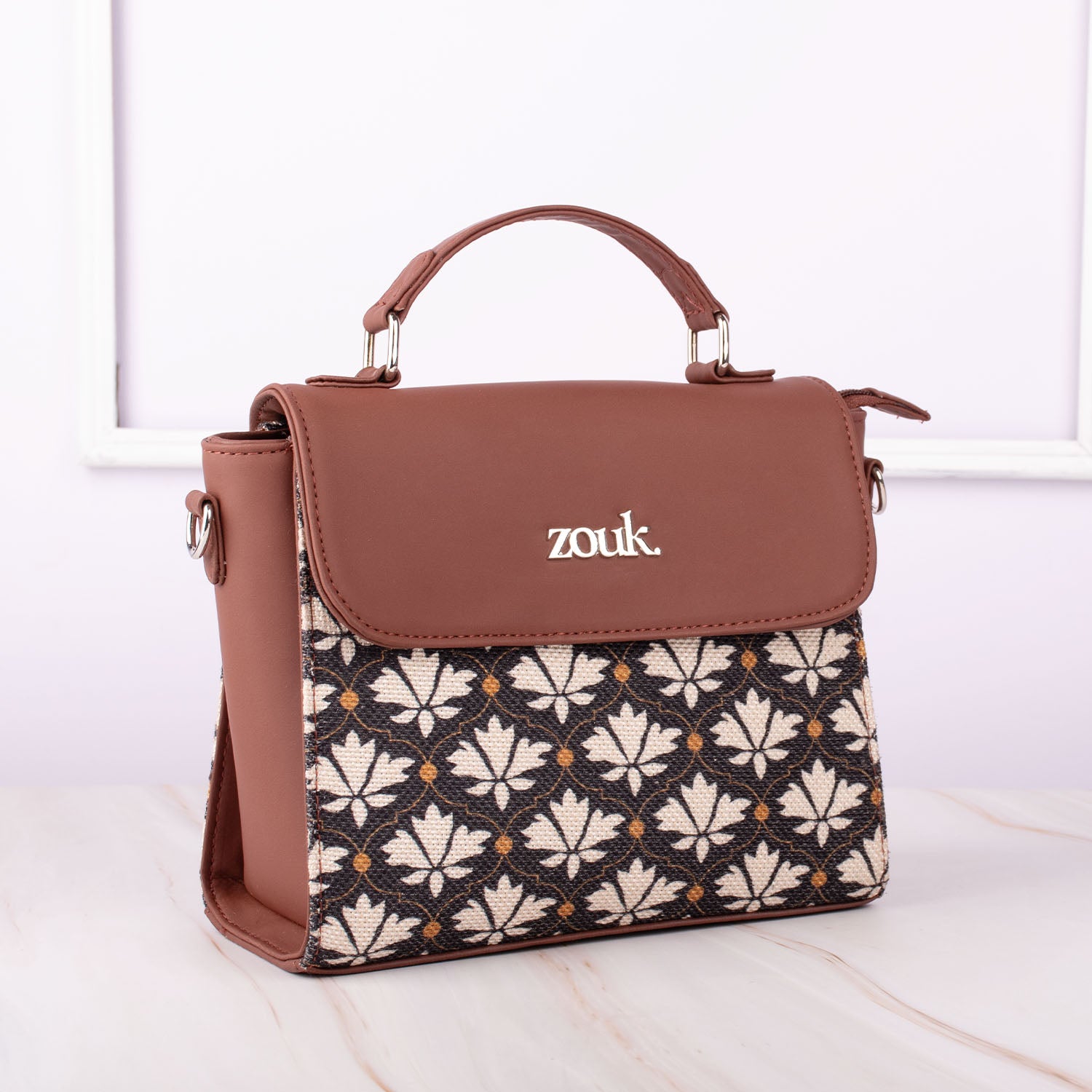 Bidri Kaiser Statement Sling Bag