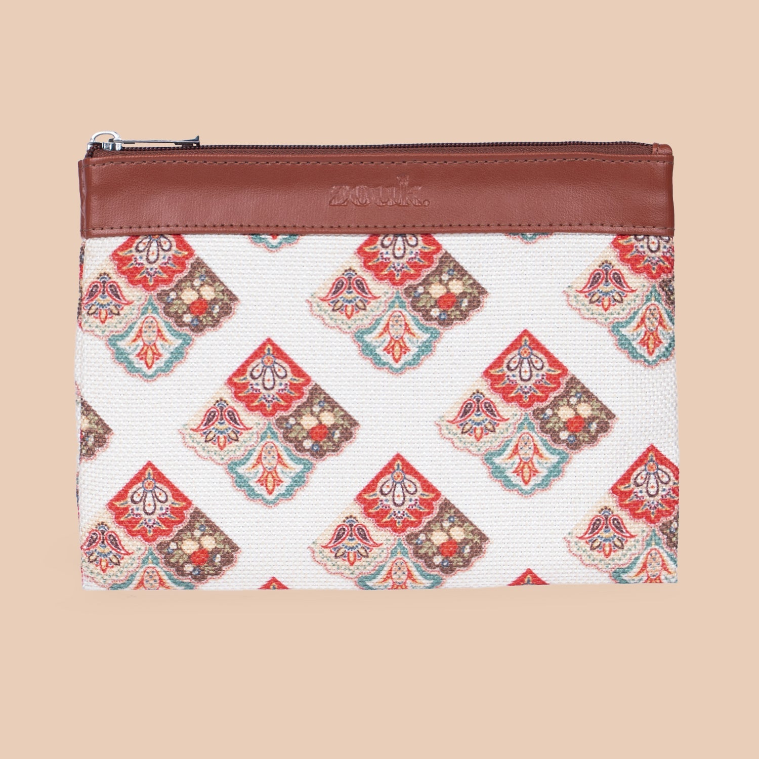 ZIP-Seashell Motif White Cosmetic Pouch