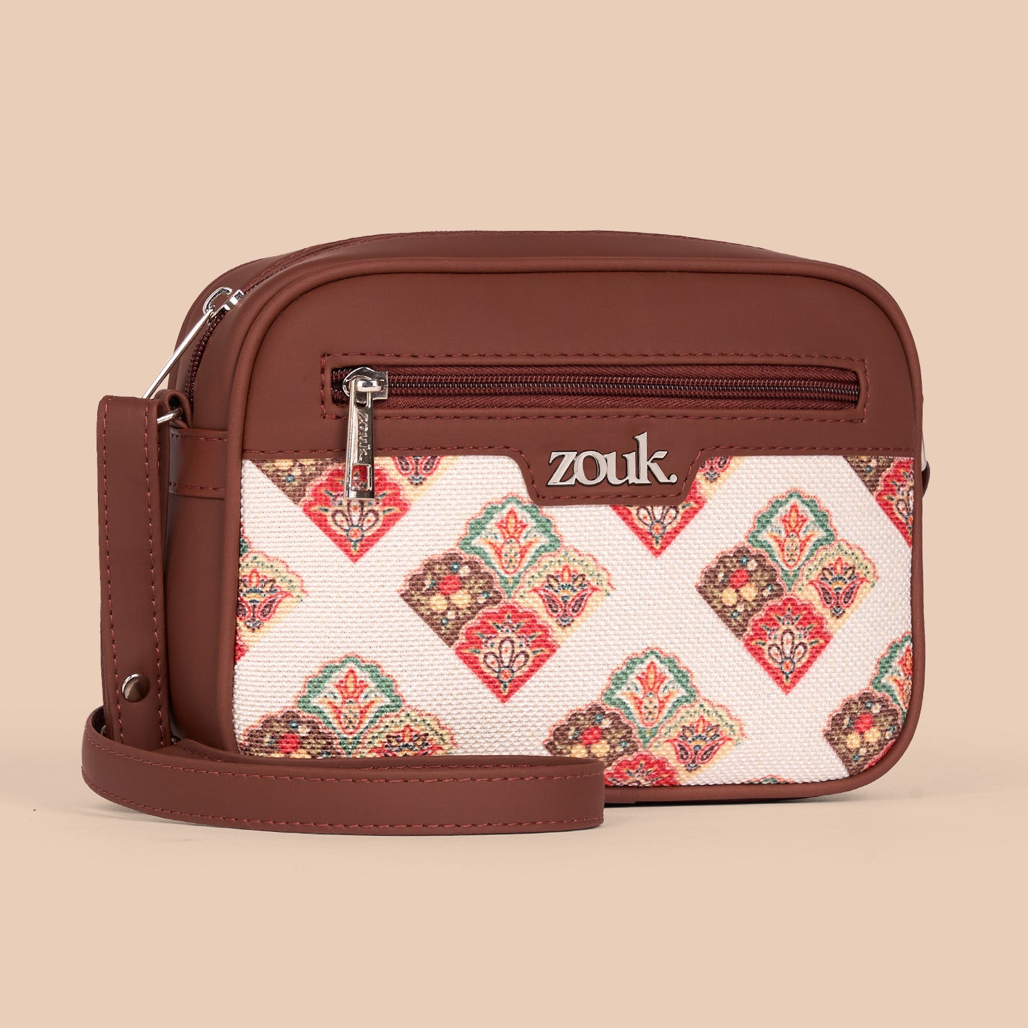 Seashell Motif White Sling Bag