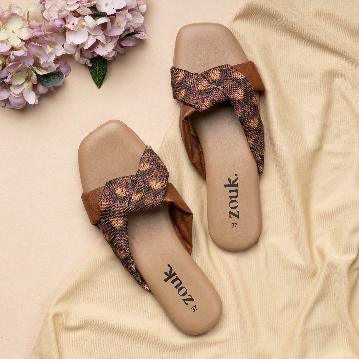 Mysore Garden Cross Sliders