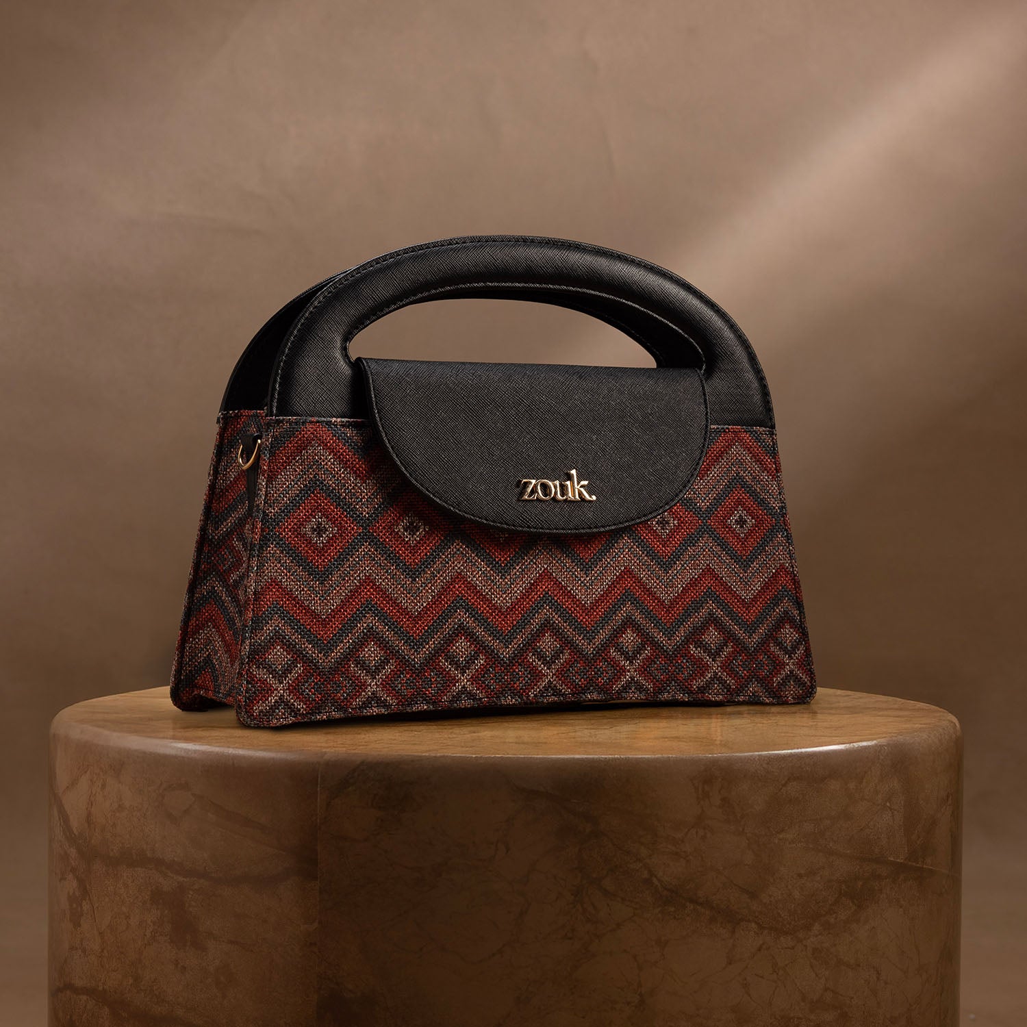 Rhea Kapoor Ziya Sling Bag - Gwalior Weaves