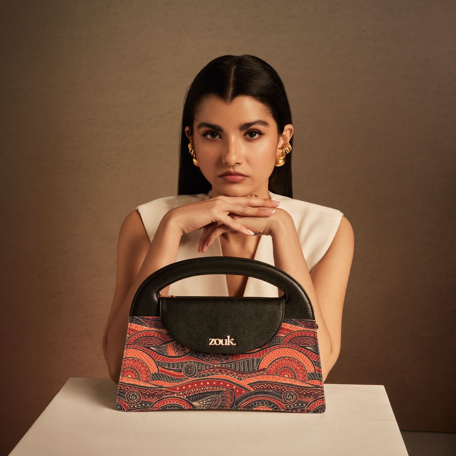 Rhea Kapoor Ziya Sling Bag - Pithora Artistry